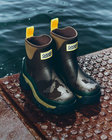 GANNI x Hunter Balmoral boots in brown