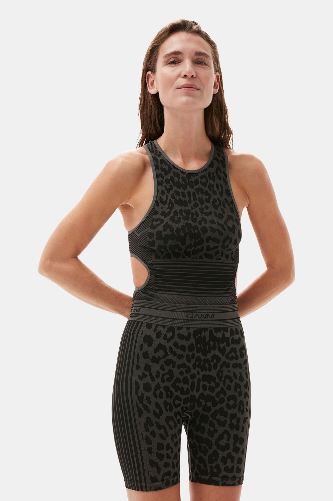 Seamless Jacquard Top, Polyester, in colour Black - 3 - GANNI