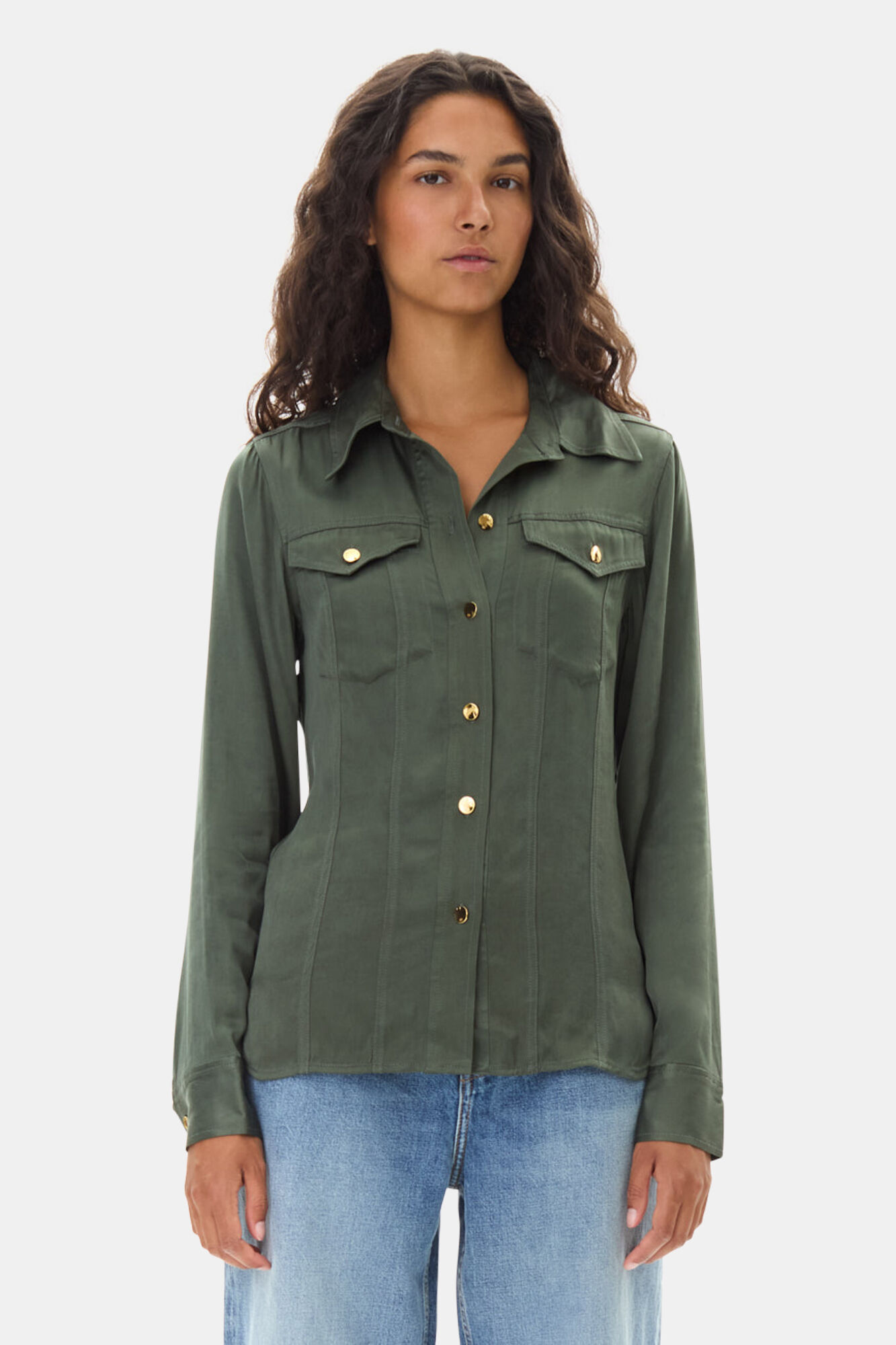 Green Washed Satin Hemd, Cupro, in colour Climbing Ivy - 2 - GANNI
