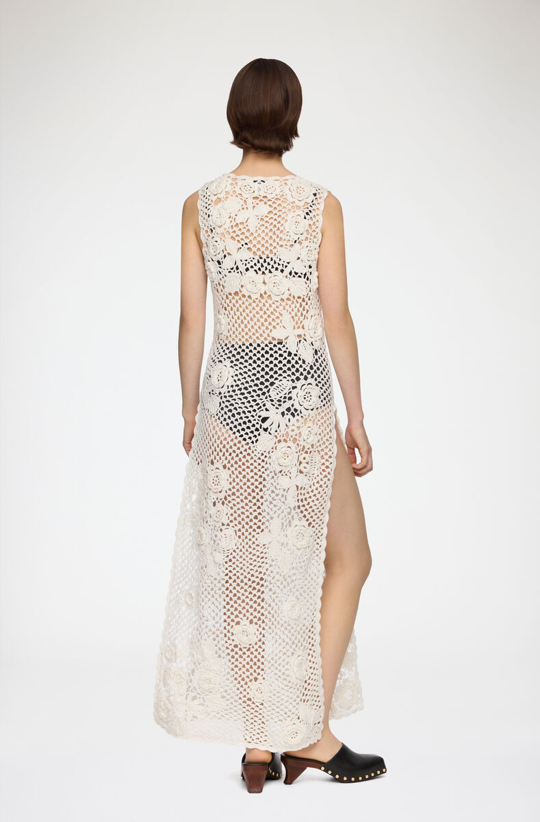 Robe longue crochet&eacute;e en coton, Organic Cotton, in colour Egret - 2 - GANNI