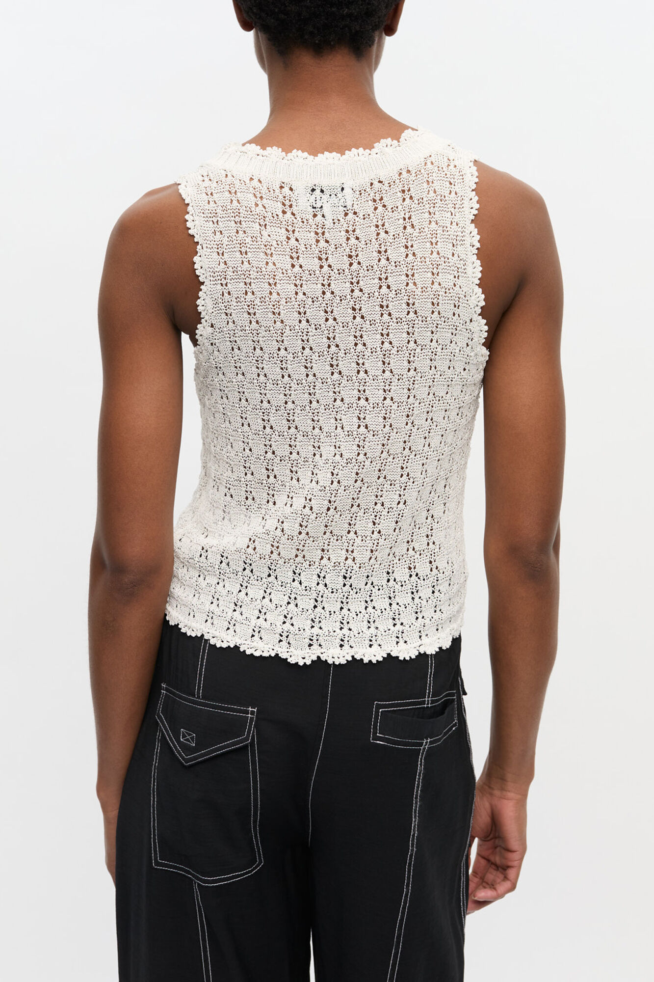 Offwhite strikvest i poientelle, LENZING&trade; ECOVERO&trade;, in colour Egret - 3 - GANNI