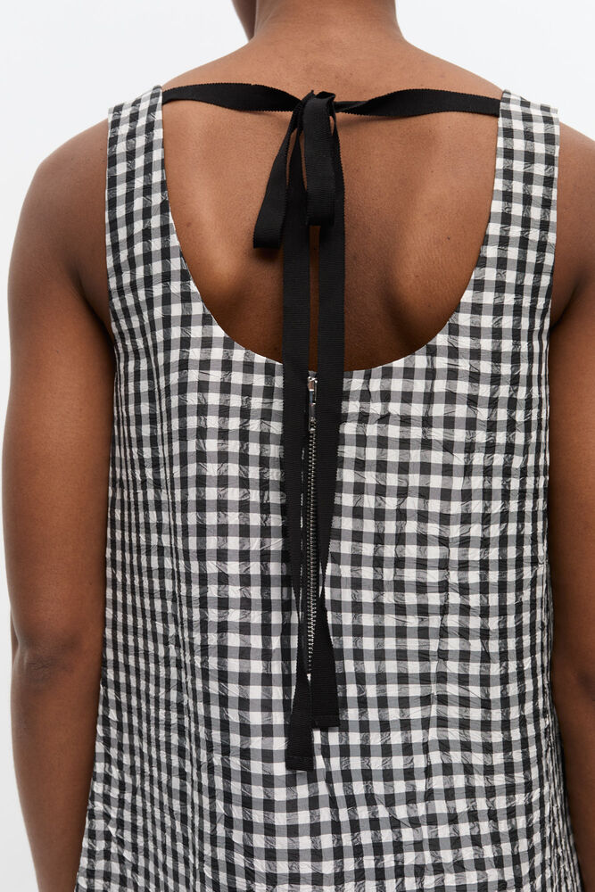 Crinkled Check Long Dress, Black