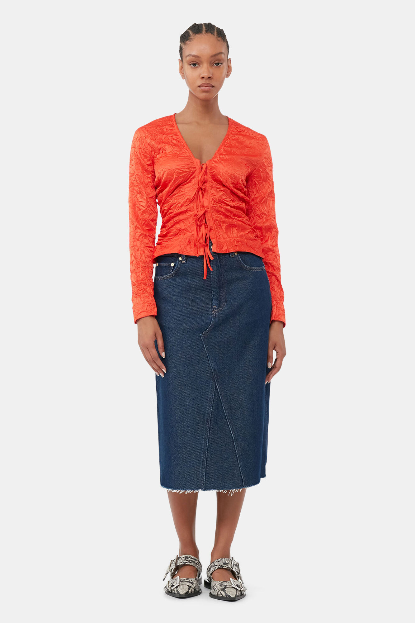 Midikjol i kraftig denim, Cotton, in colour Rinse - 1 - GANNI