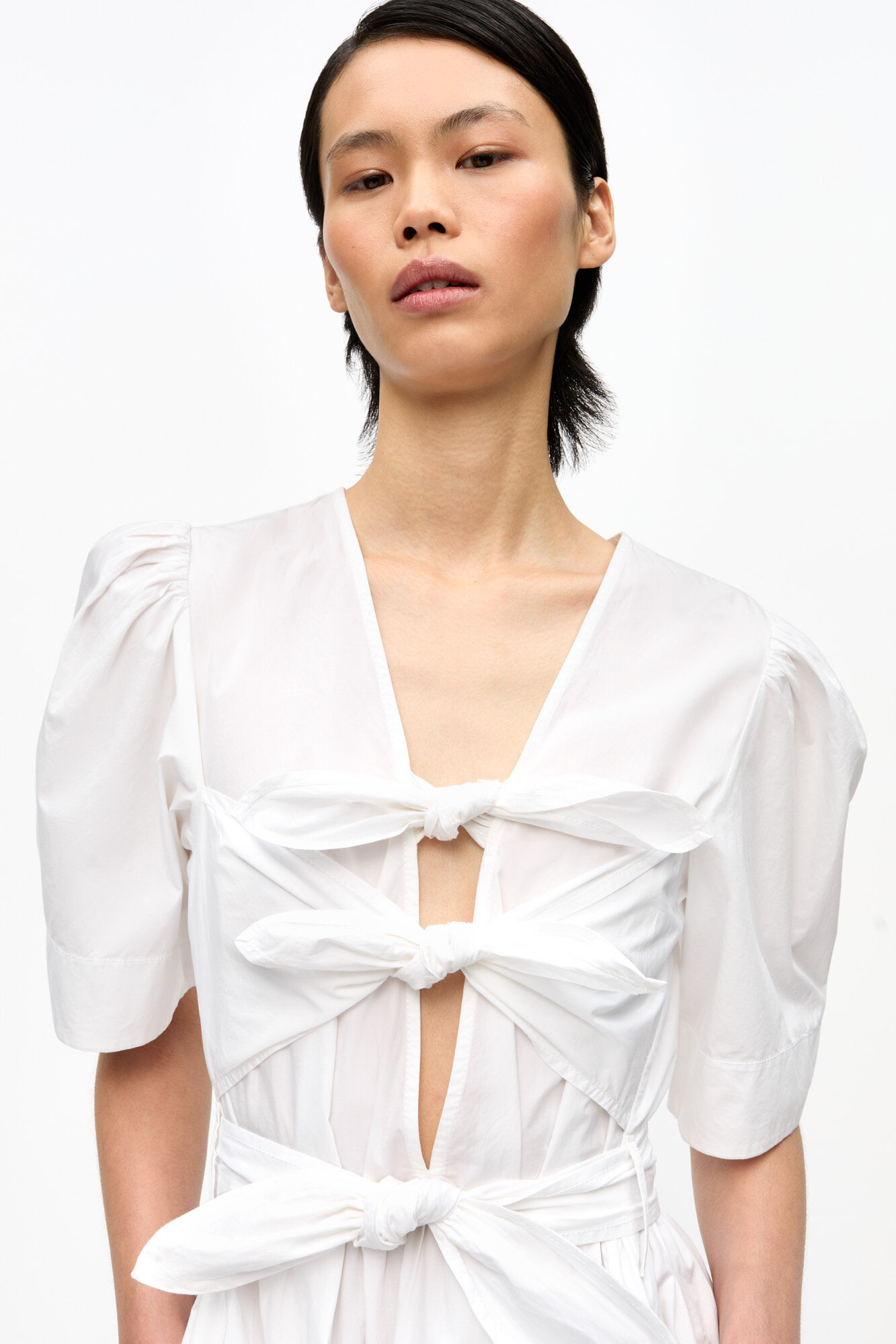 Hvid midikjole i bomuld med stretch og bindebånd, Elastane, in colour Bright White - 3 - GANNI