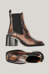 Chelsea Boots med klackar i präglat ormskinn, Leather, in colour Cognac - 2 - GANNI