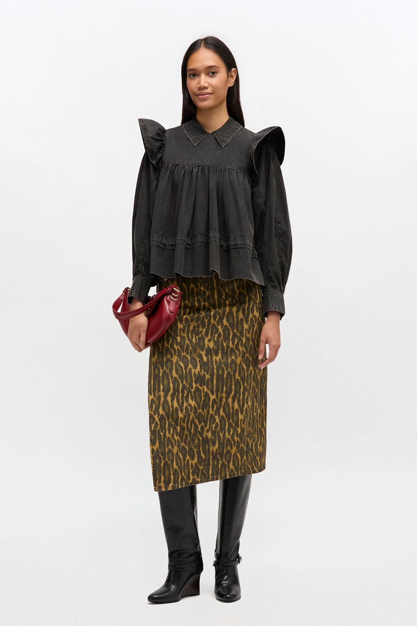 Sortvasket fl&aelig;sebluse, Organic Cotton, in colour Black - 2 - GANNI