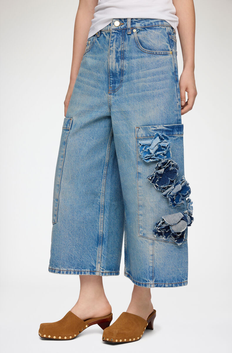 Baggy Cropped Jeans in Flower Print Denim, Organic Cotton, in colour Mid Blue Stone - 2 - GANNI