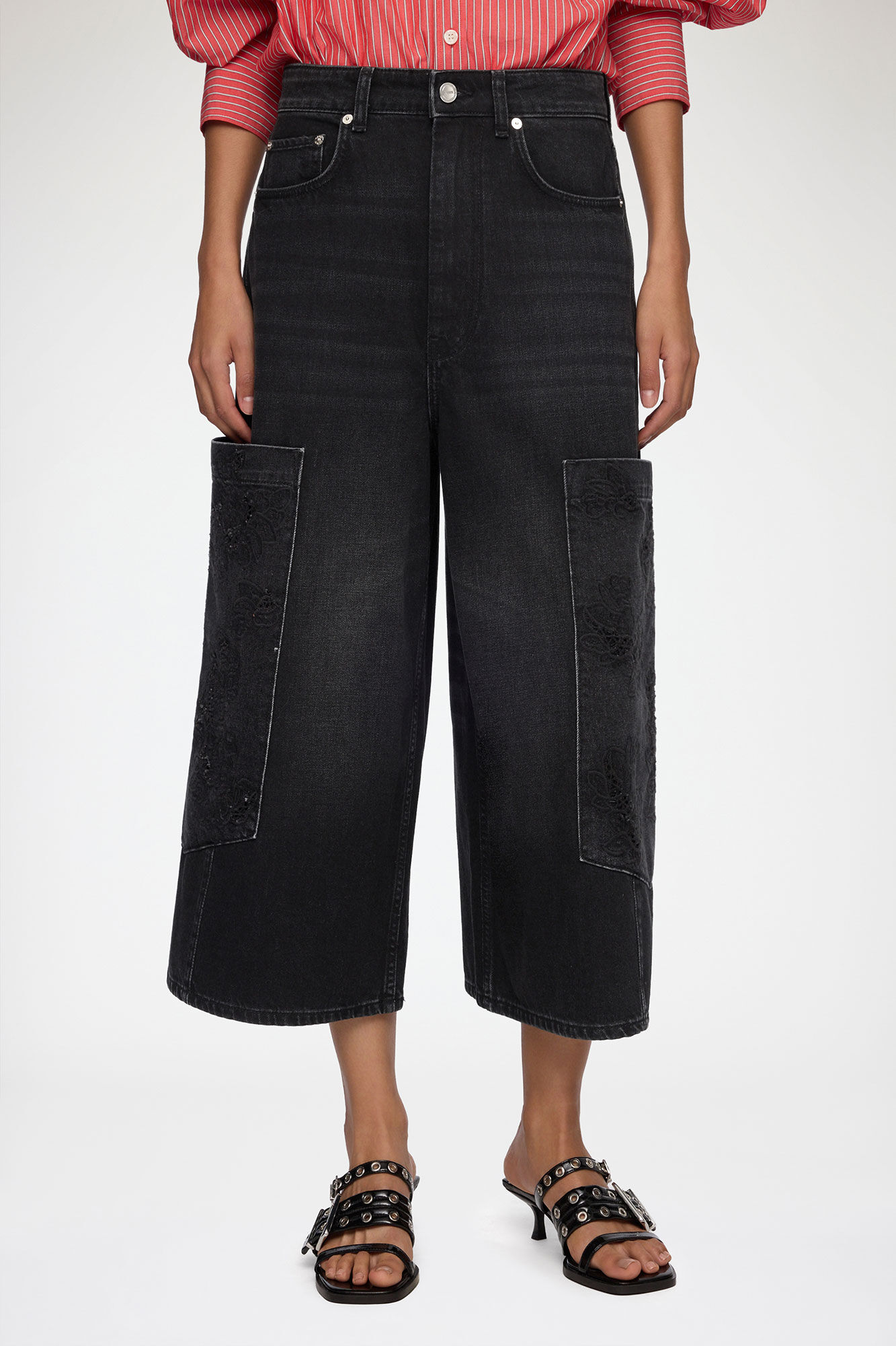 Cropped Cargo Jeans in Black Denim, Organic Cotton, in colour Black Washed - 2 - GANNI