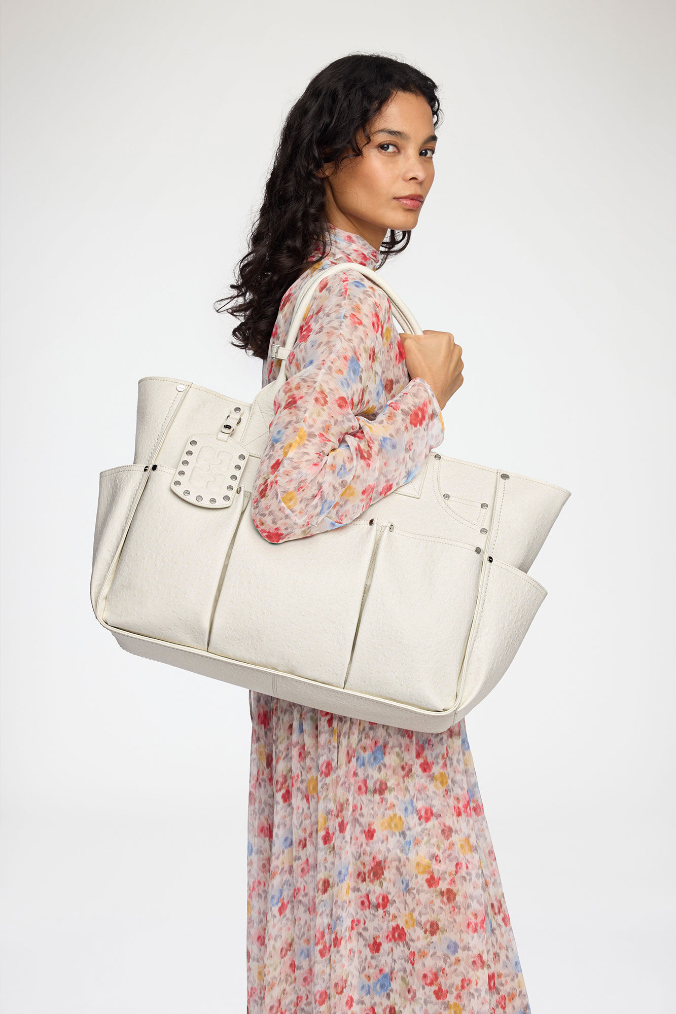 Egret Posy Bag in White Ostrich | GANNI US