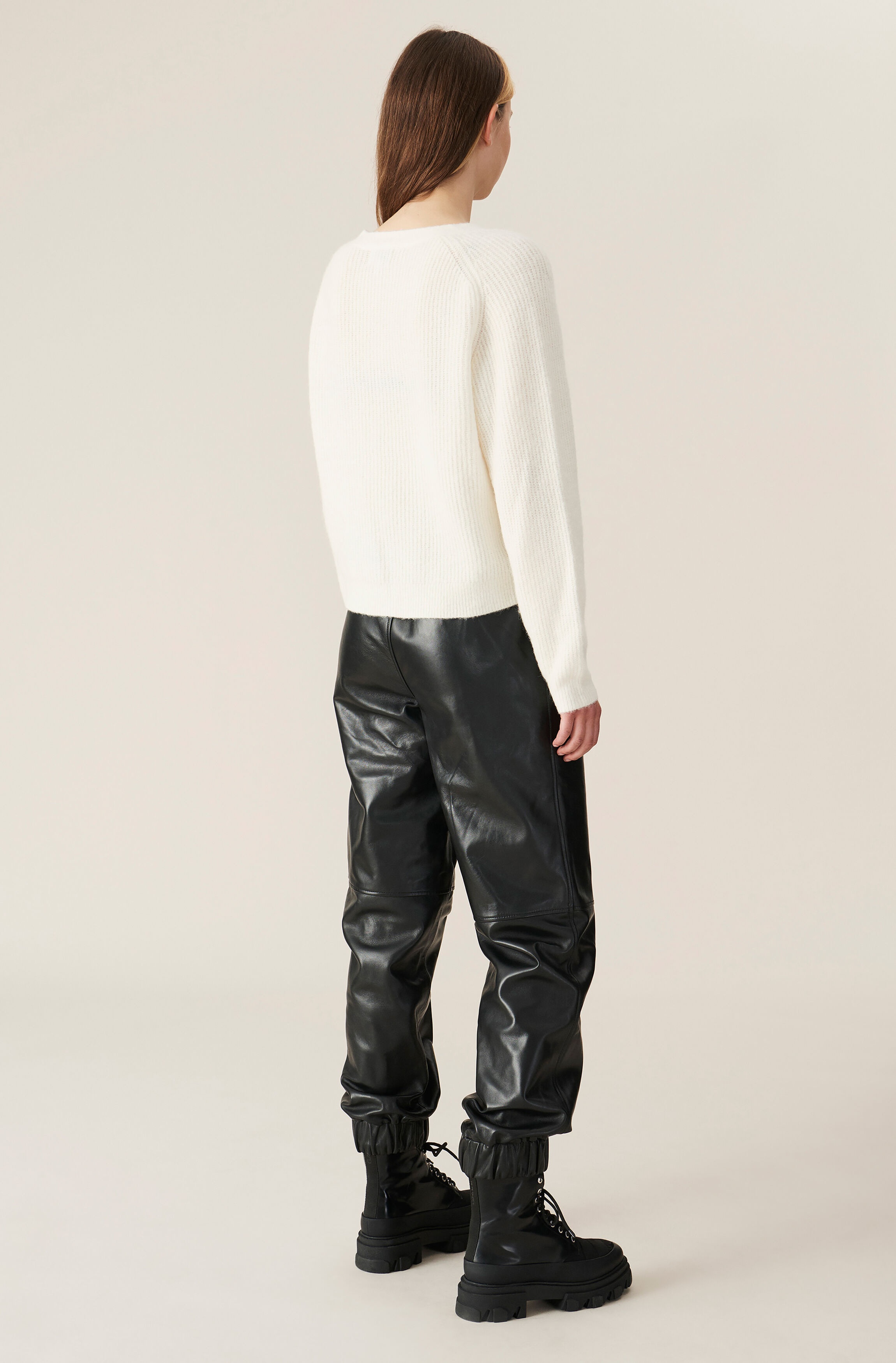 leather pants shop