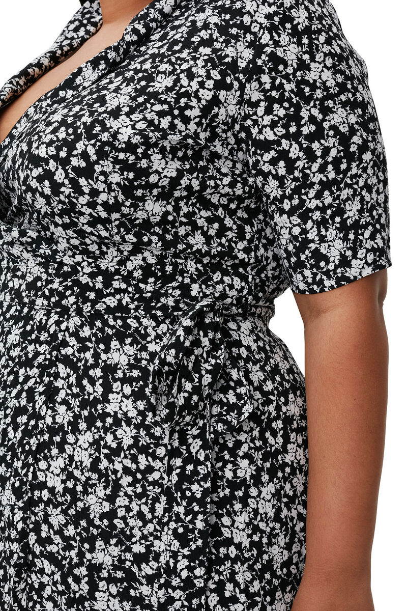 Mönstrad omlottklänning i crepe, LENZING™ ECOVERO™, in colour Black - 7 - GANNI