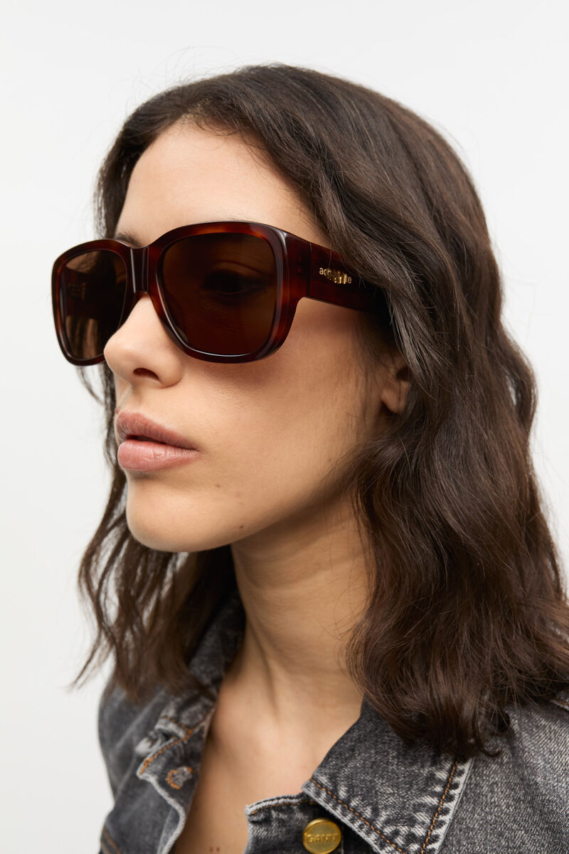 GANNI x Ace & Tate Antonio Sunglasses, Acetate, in colour Tiger's Eye - 2 - GANNI