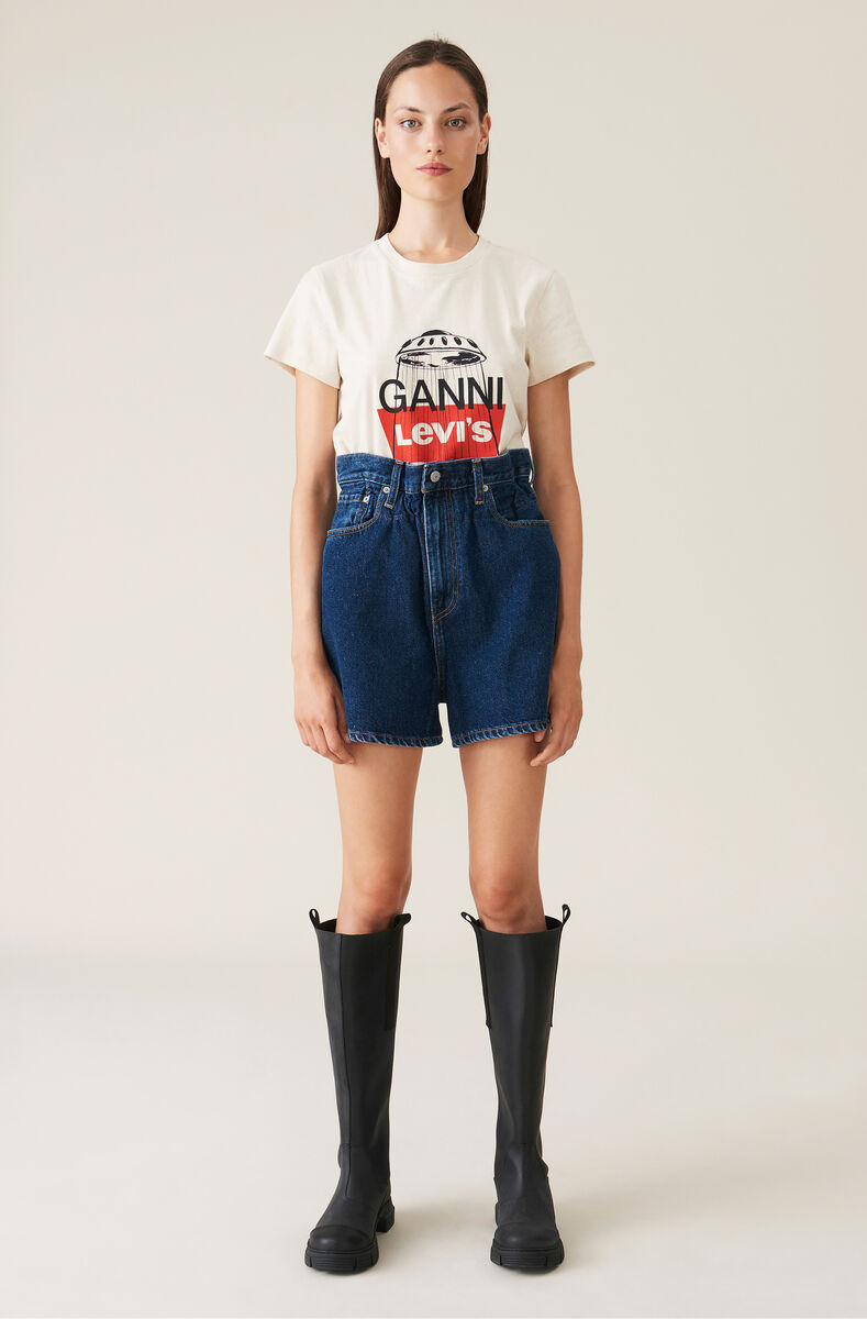 Levi’s® x GANNI High-Waist Cinch Denim Shorts, Cotton, in colour Dark Indigo - 1 - GANNI