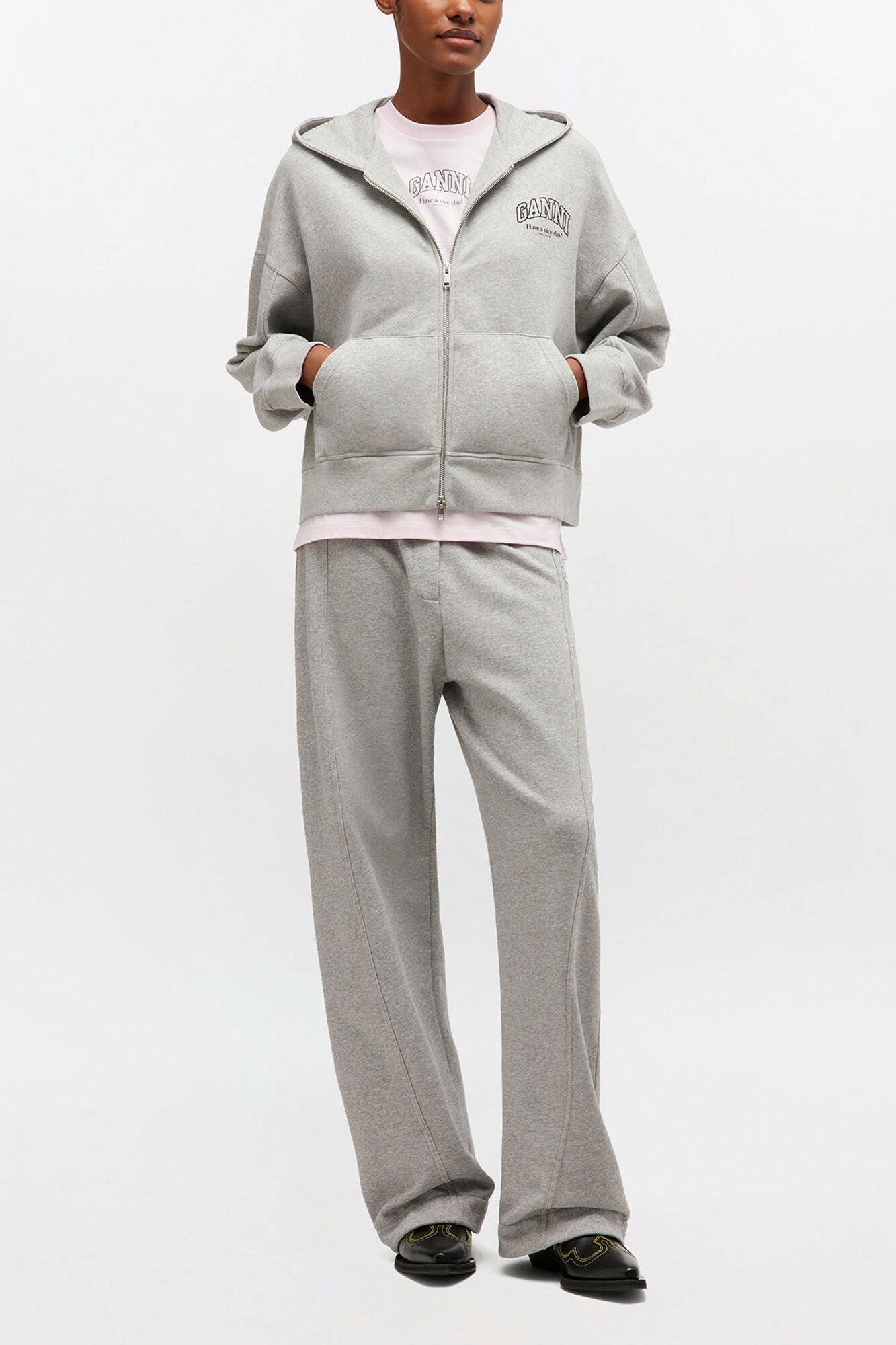 Sweat &agrave; capuche zipp&eacute; essentiel, Organic Cotton, in colour Paloma - 2 - GANNI