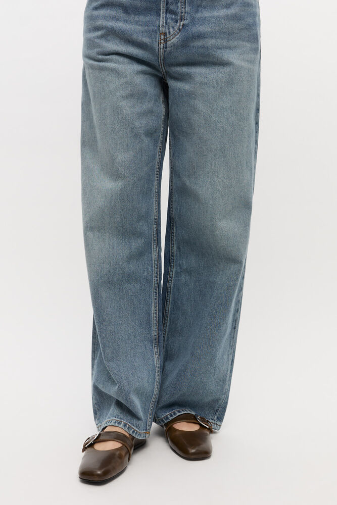 Buckle Strap Ballerinas in Dark-Olive, Dark Olive