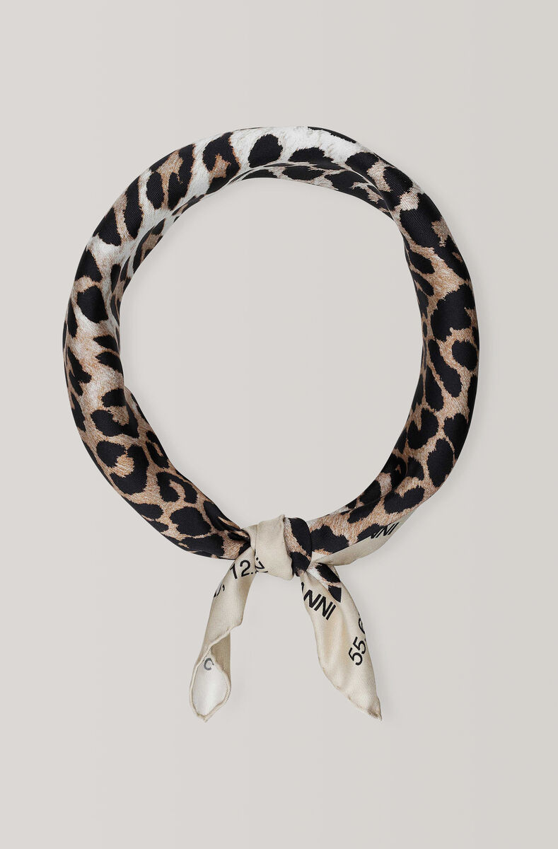 Tørklæde i silketwill 56x56, Silk, in colour Leopard - 1 - GANNI