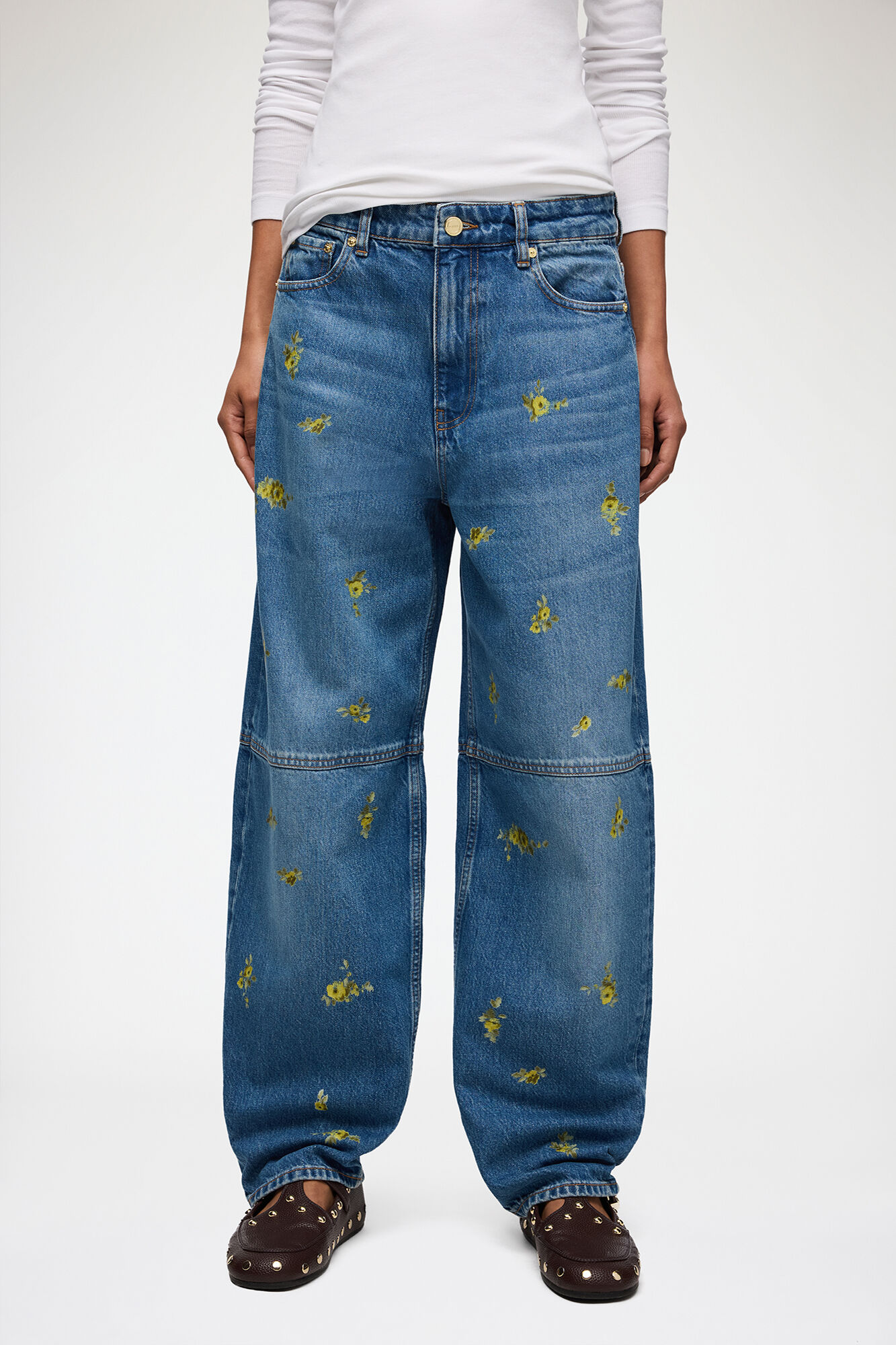 Stary Jeans in Printed Denim, Organic Cotton, in colour Light Blue Vintage - 2 - GANNI