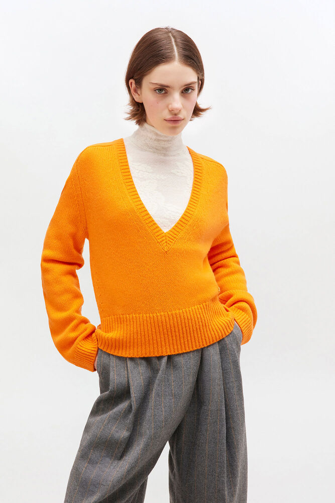 Orange V-neck Jumper, Orange Tiger