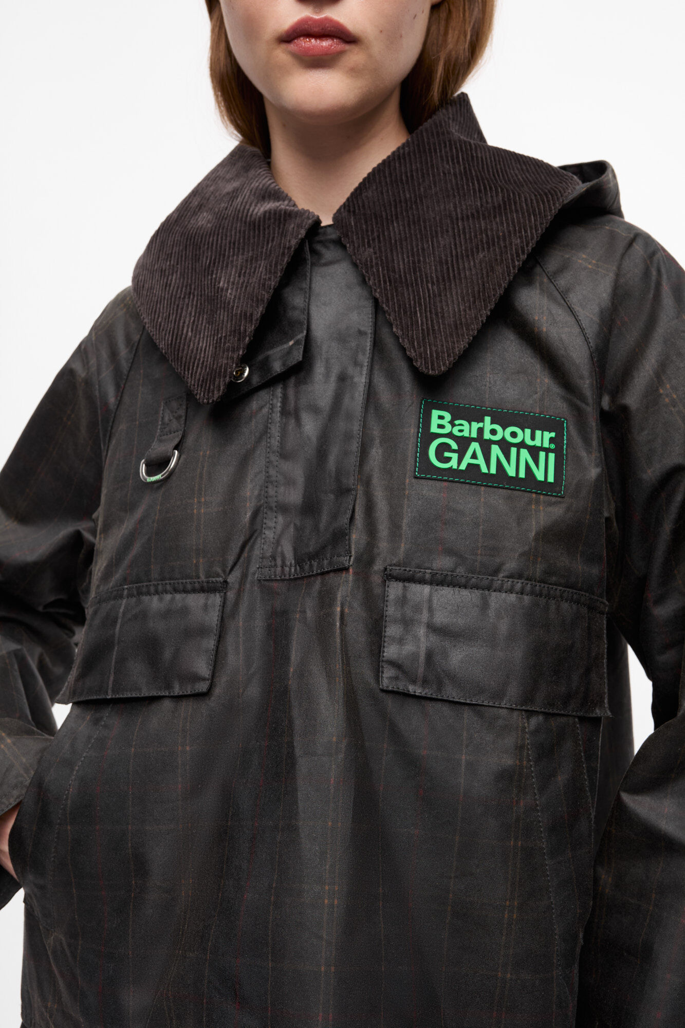 GANNI x Barbour Tartan Waxed Anorak, Organic Cotton, in colour Dark Green - 4 - GANNI