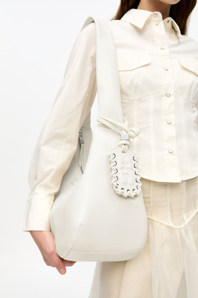 Naturvit medium hobov&auml;ska, Recycled Leather, in colour Egret - 2 - GANNI