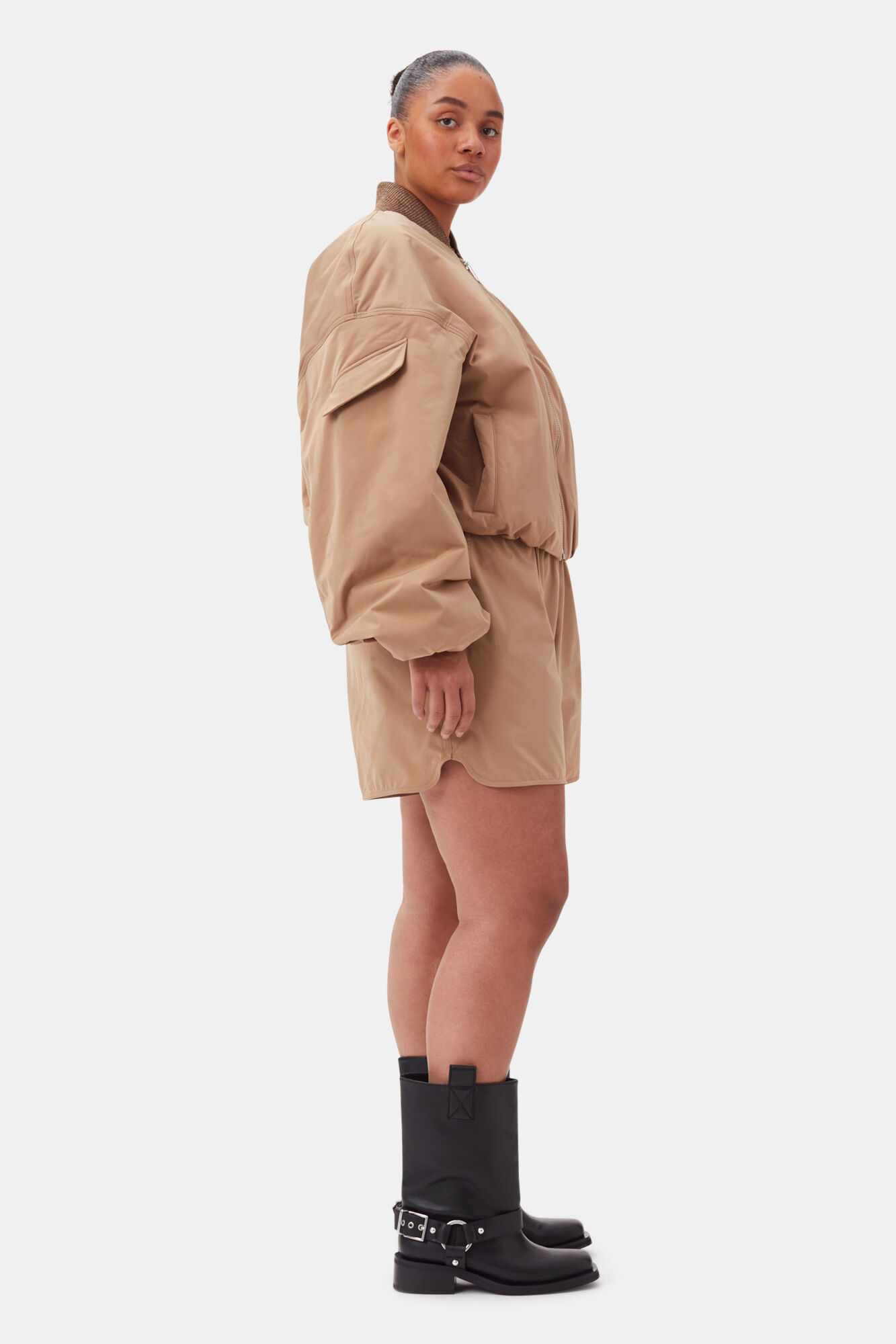 Brown Light Twill Oversized Short Bomberjakke, Recycled Polyester, in colour Tiger's Eye - 7 - GANNI