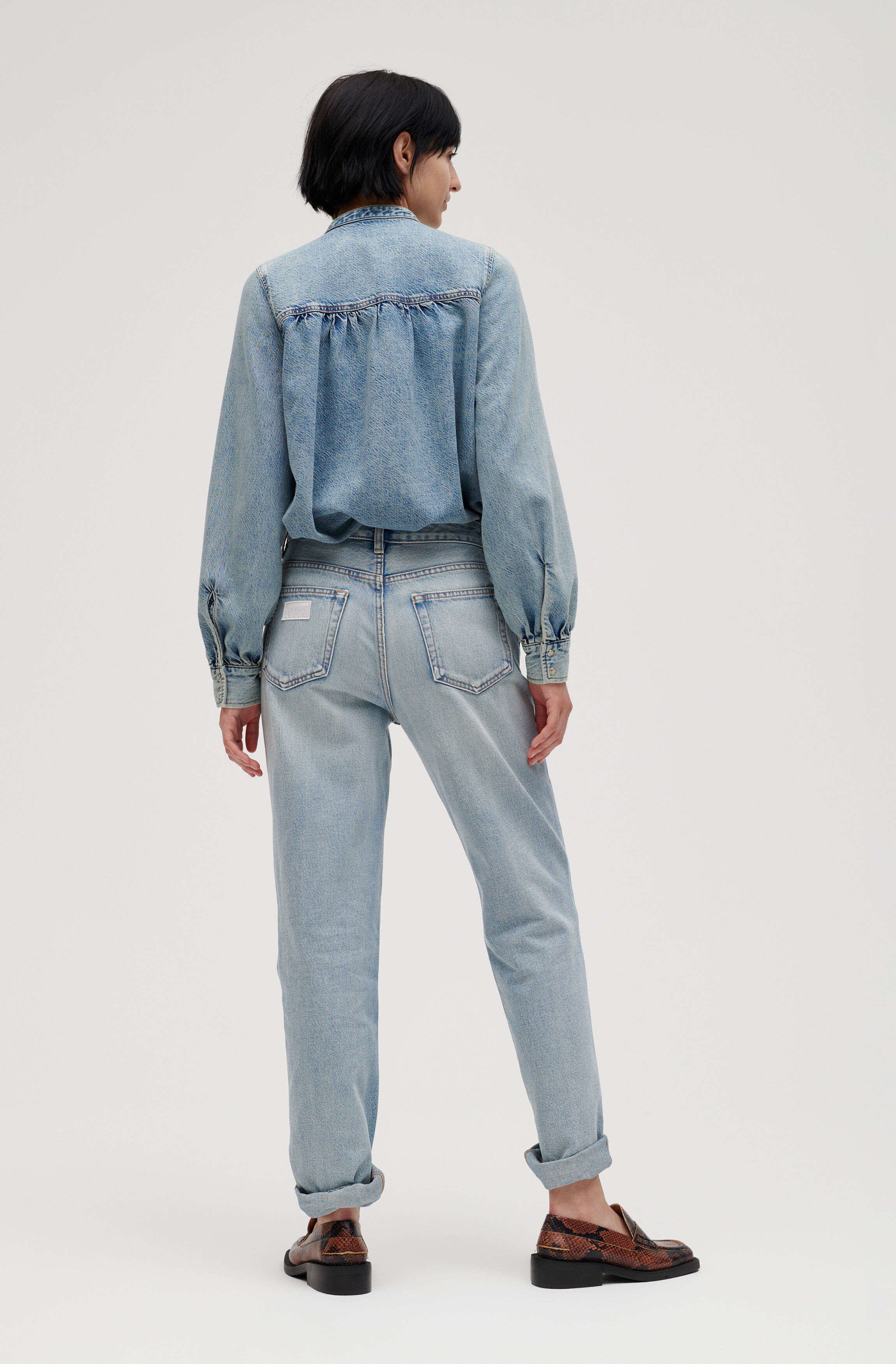 Tint Wash Light Tint Denim Gathered 