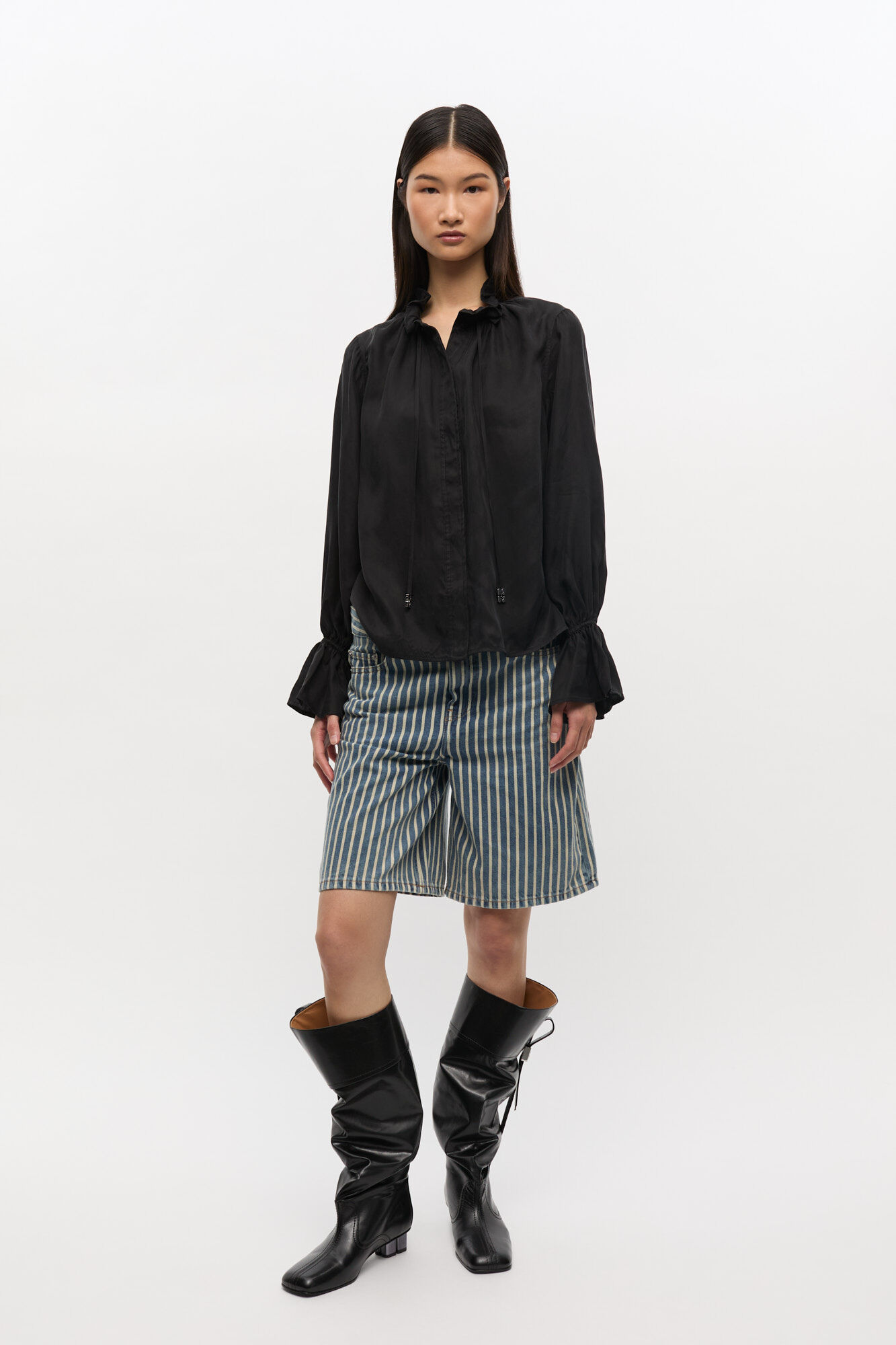 Bottes souples hauteur genou noires, Cotton, in colour Black - 3 - GANNI