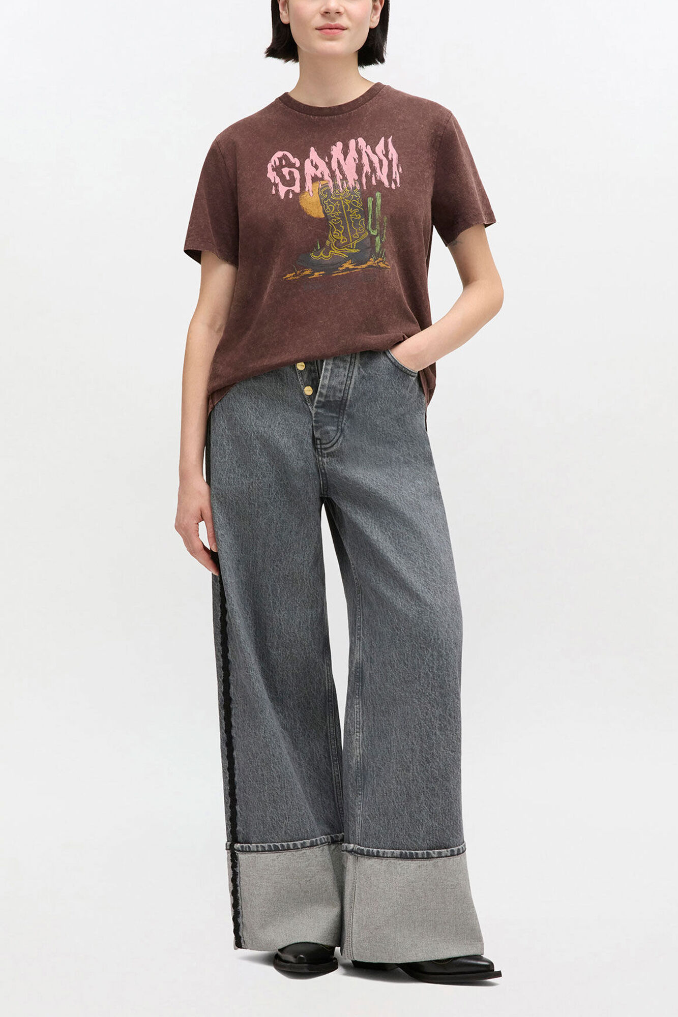 Vintage Wash T-shirt, Recycled Cotton, in colour Chocolate Plum - 2 - GANNI
