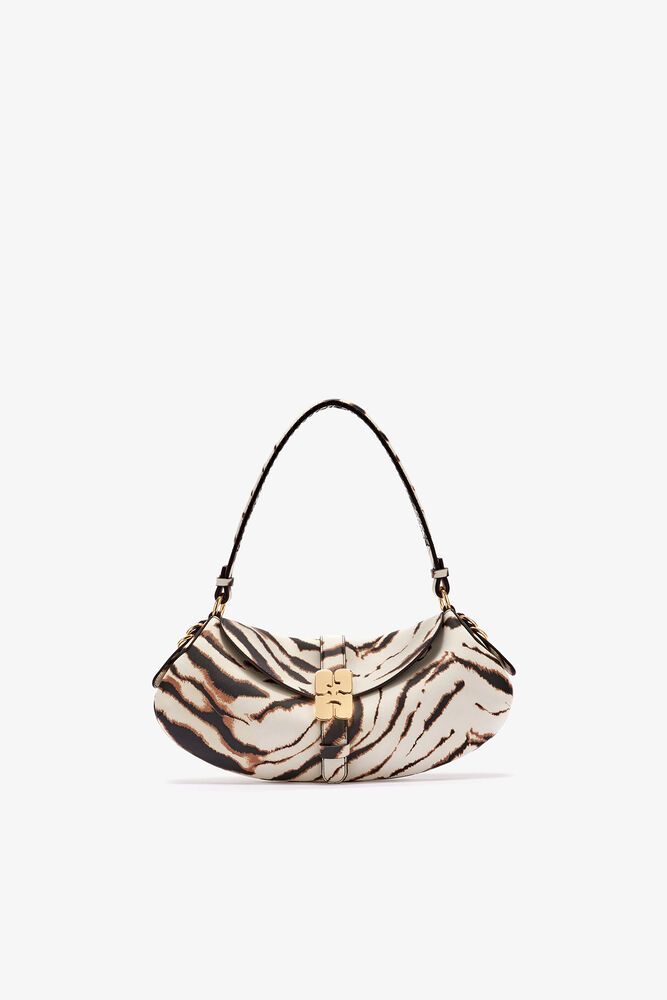 B-Kat in Zebra, Egret