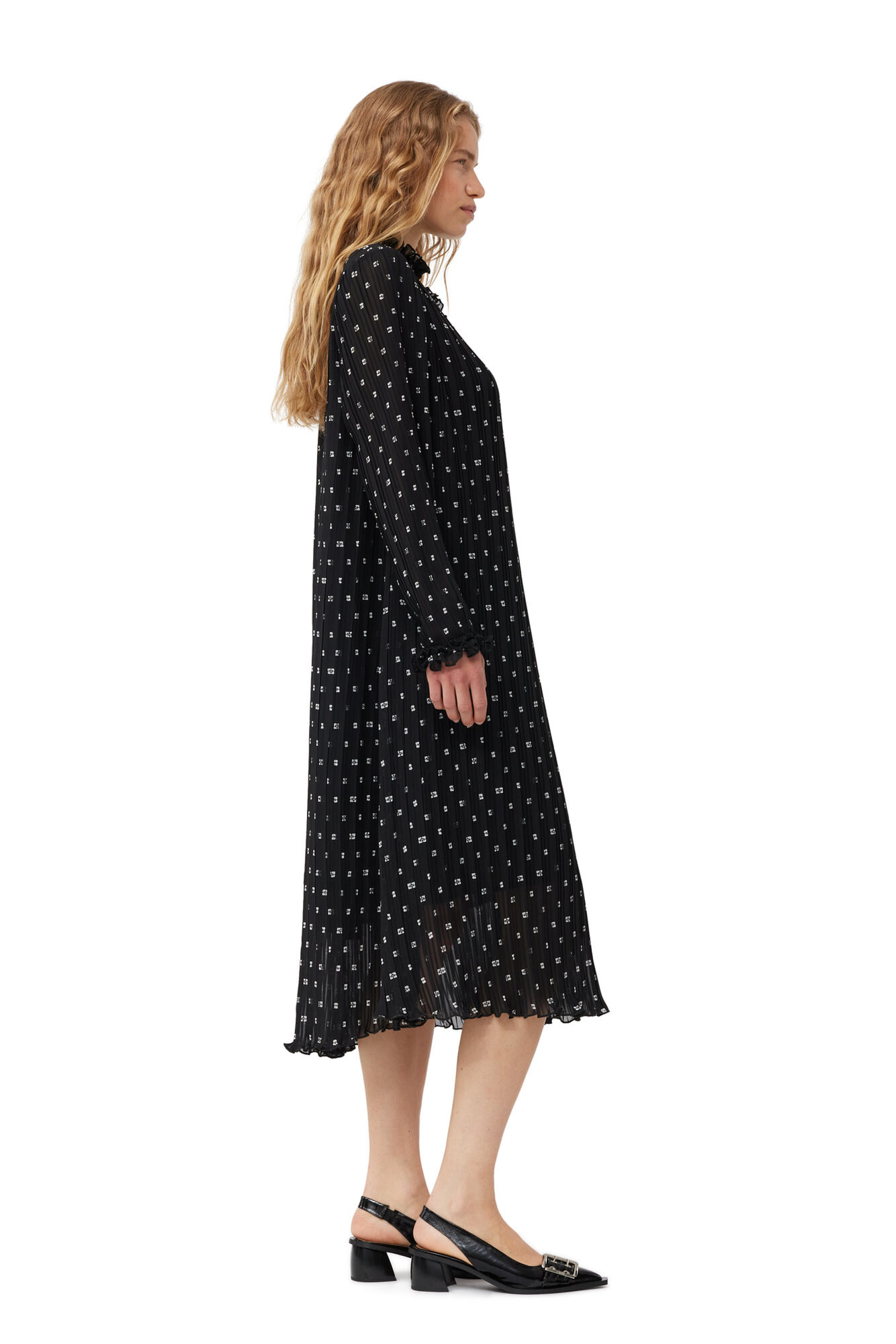 Black Pleated Georgette Midi klänning, Recycled Polyester, in colour Black - 3 - GANNI
