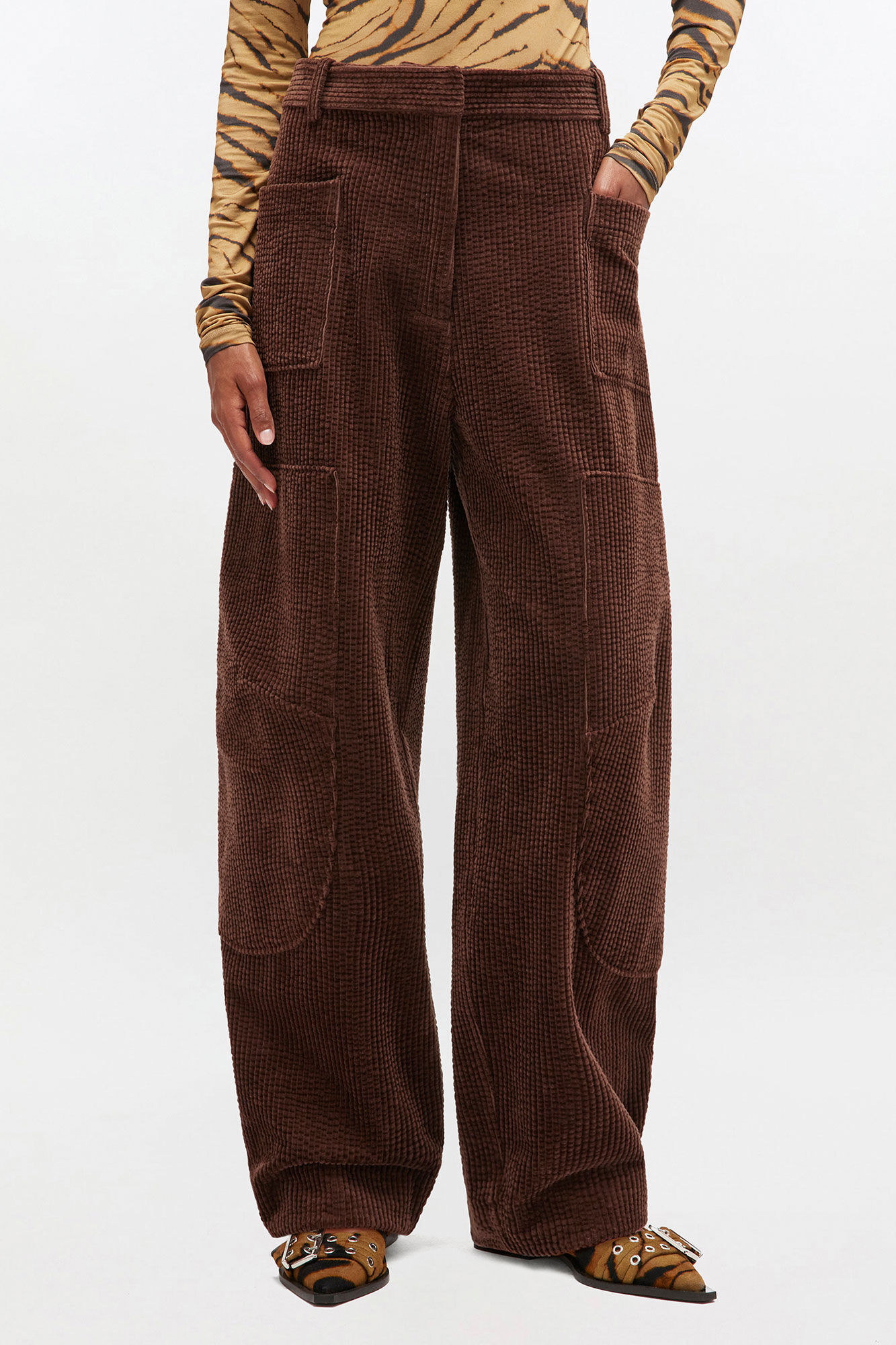 Brown Corduroy Pants, Cotton, in colour Chicory Coffee - 2 - GANNI