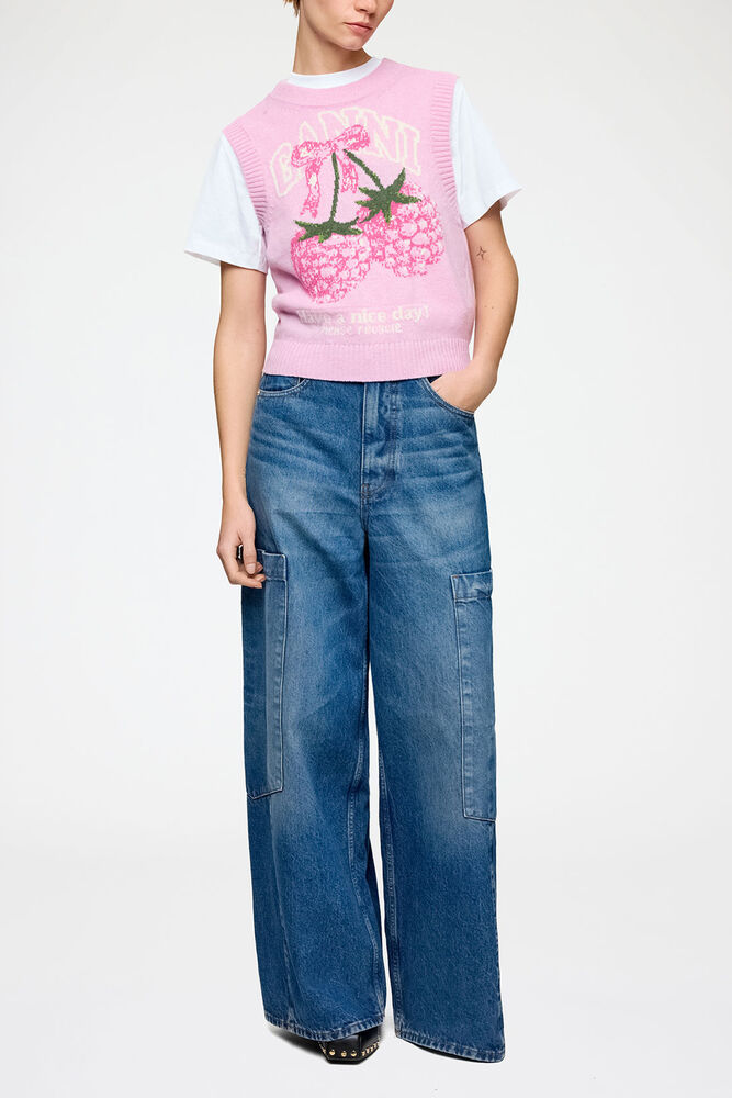 Vest in Graphic Wool, Chalk Pink