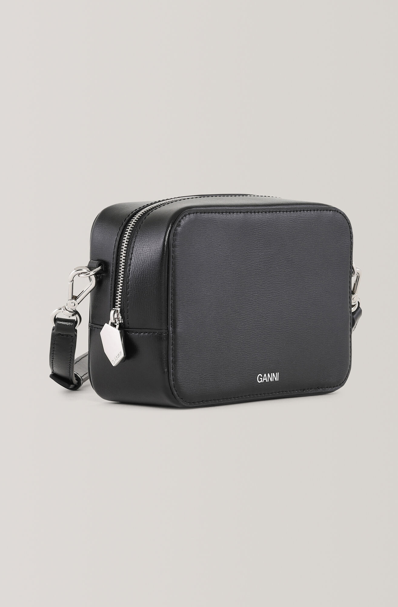 Ganni Textured Leather Bag 134 00 Eur Shop Your New Textured
