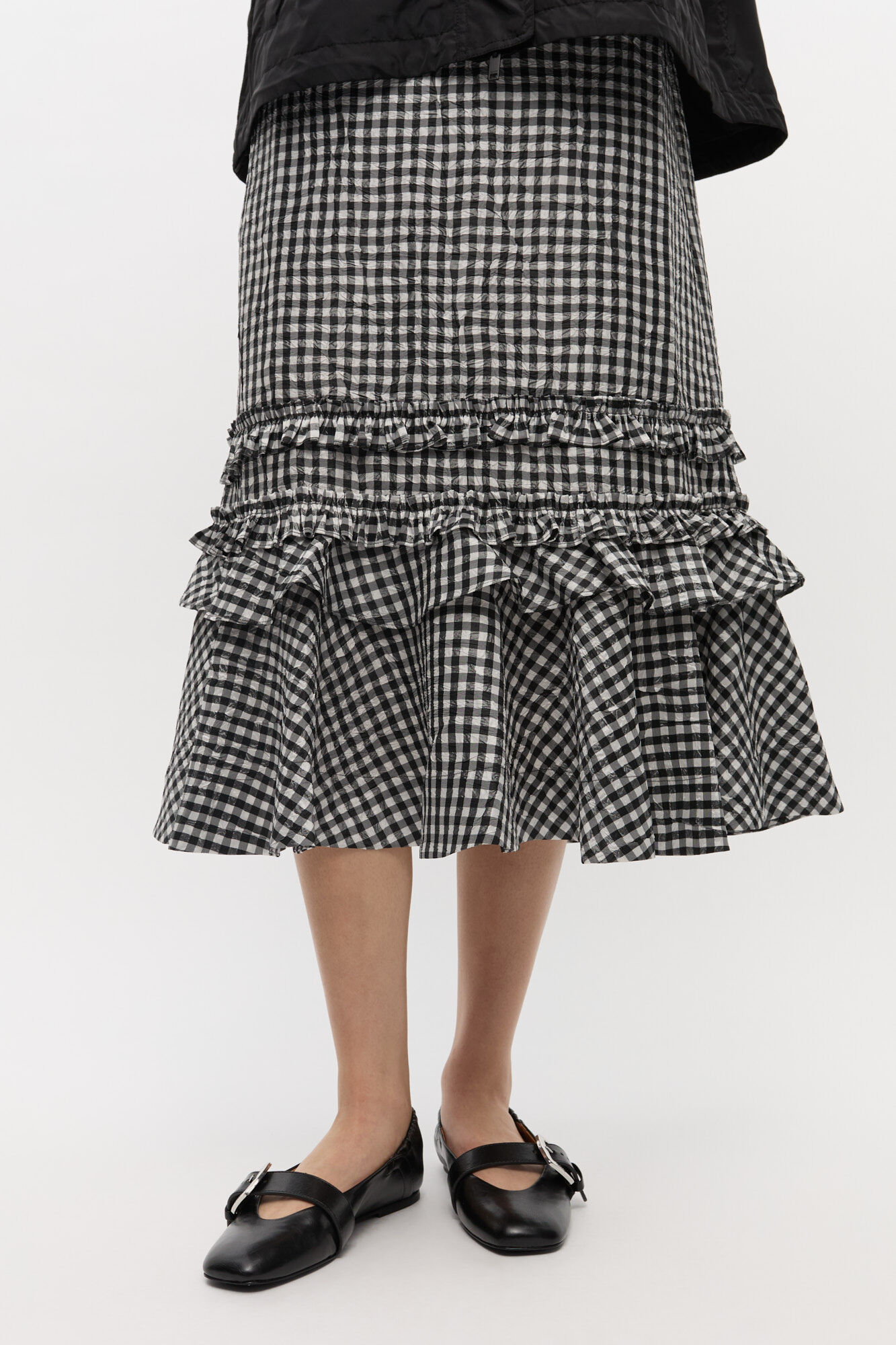 Schwarze Ballerinas mit Schnallenriemen, Cotton, in colour Black - 1 - GANNI