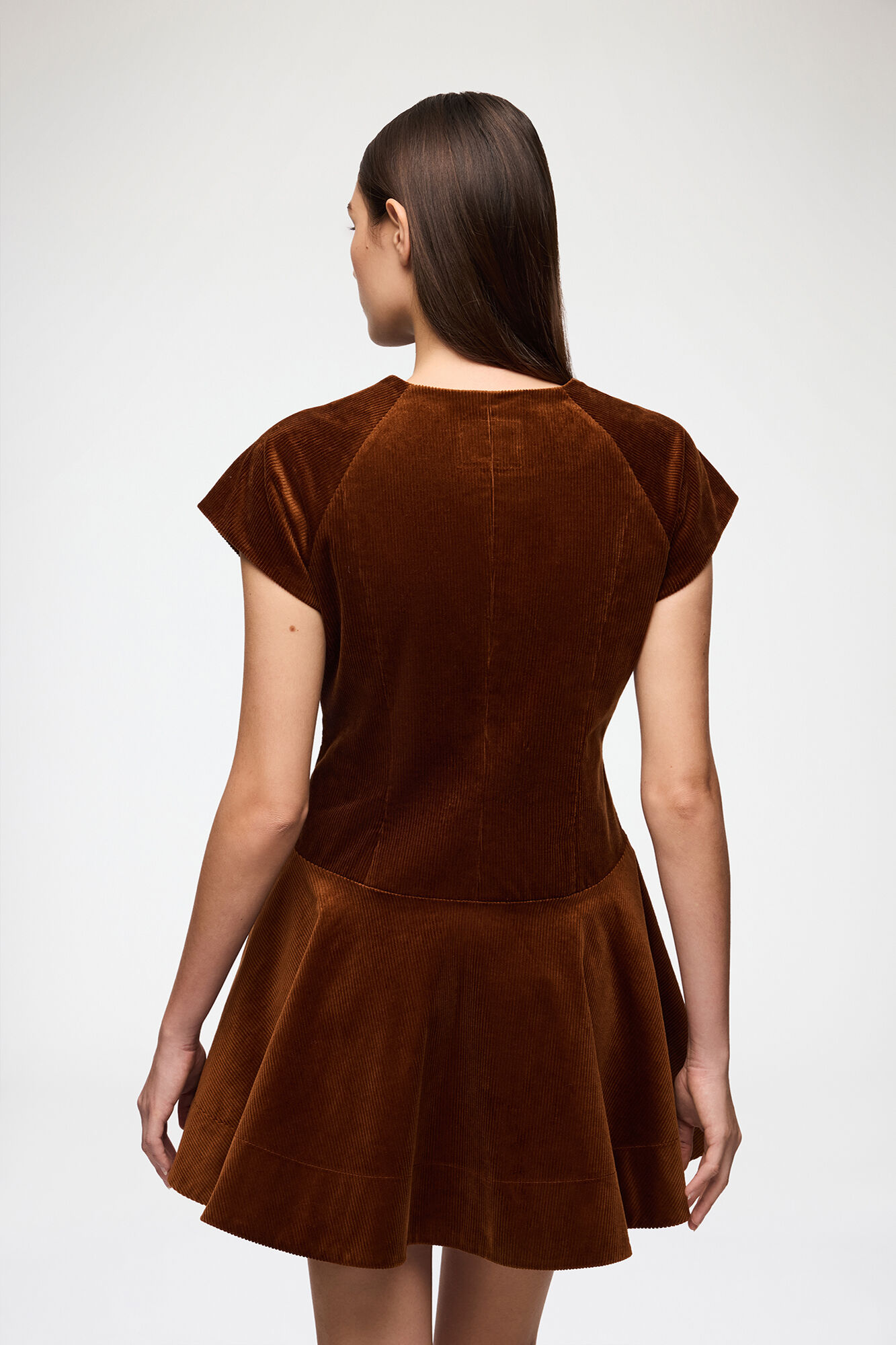 Kjole i brun fl&oslash;jl, Organic Cotton, in colour Tortoise Shell - 2 - GANNI