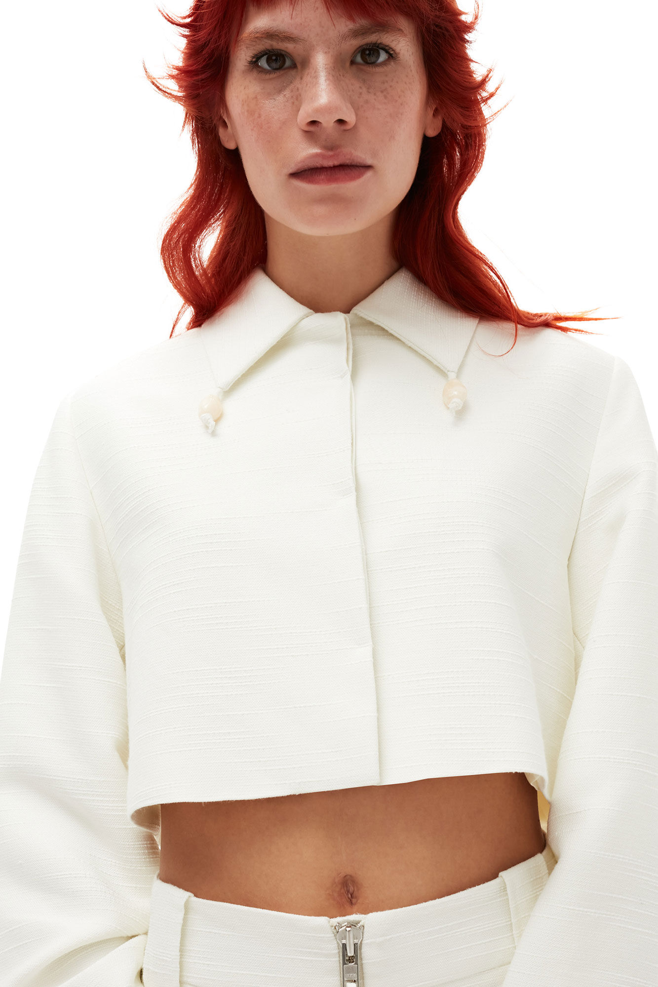 Slub Linen Cropped Blazer, LENZING™ ECOVERO™, in colour Egret - 8 - GANNI