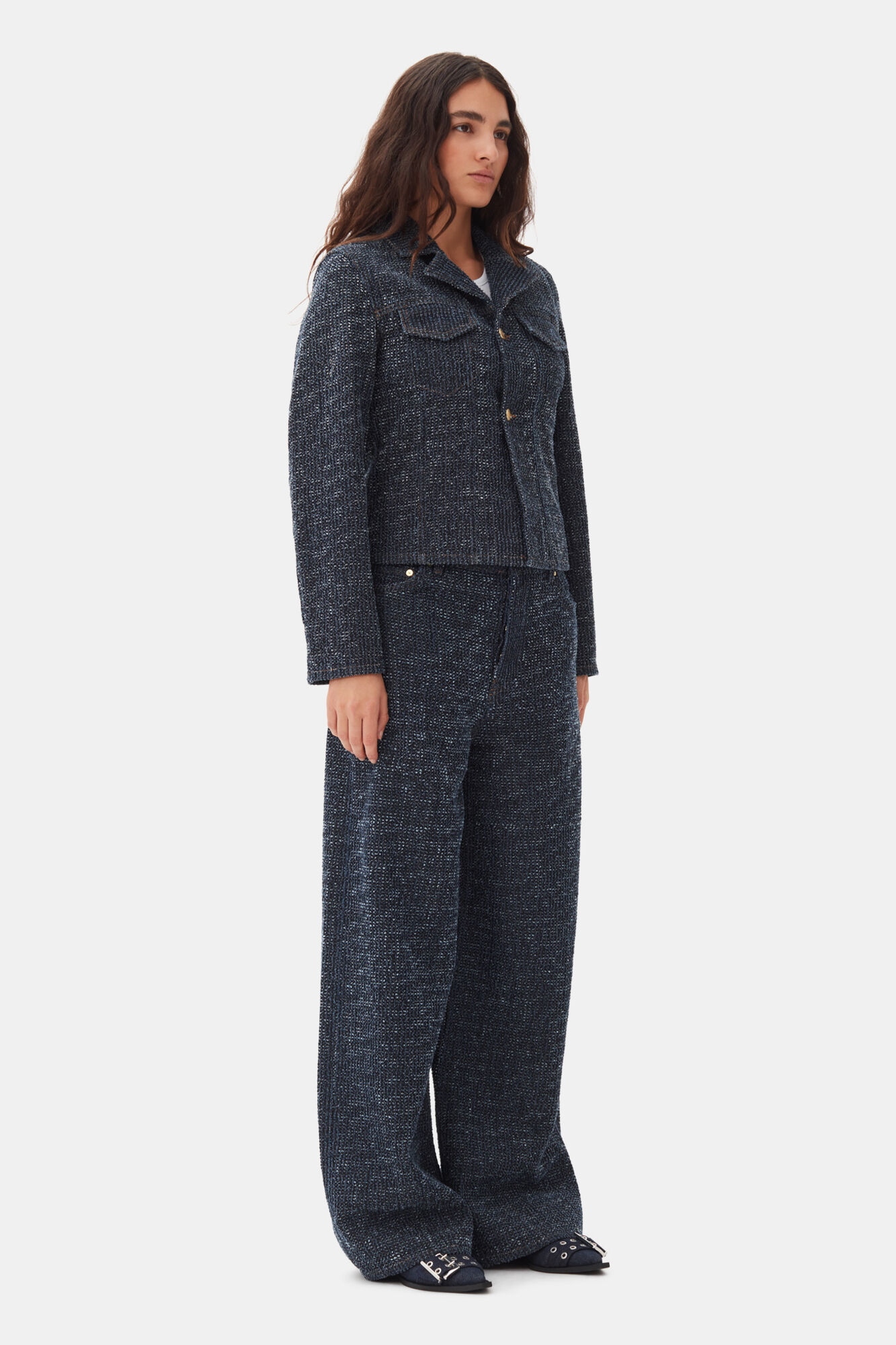 Blazer en denim duveteux bleu foncé, Cotton, in colour Rinse - 3 - GANNI
