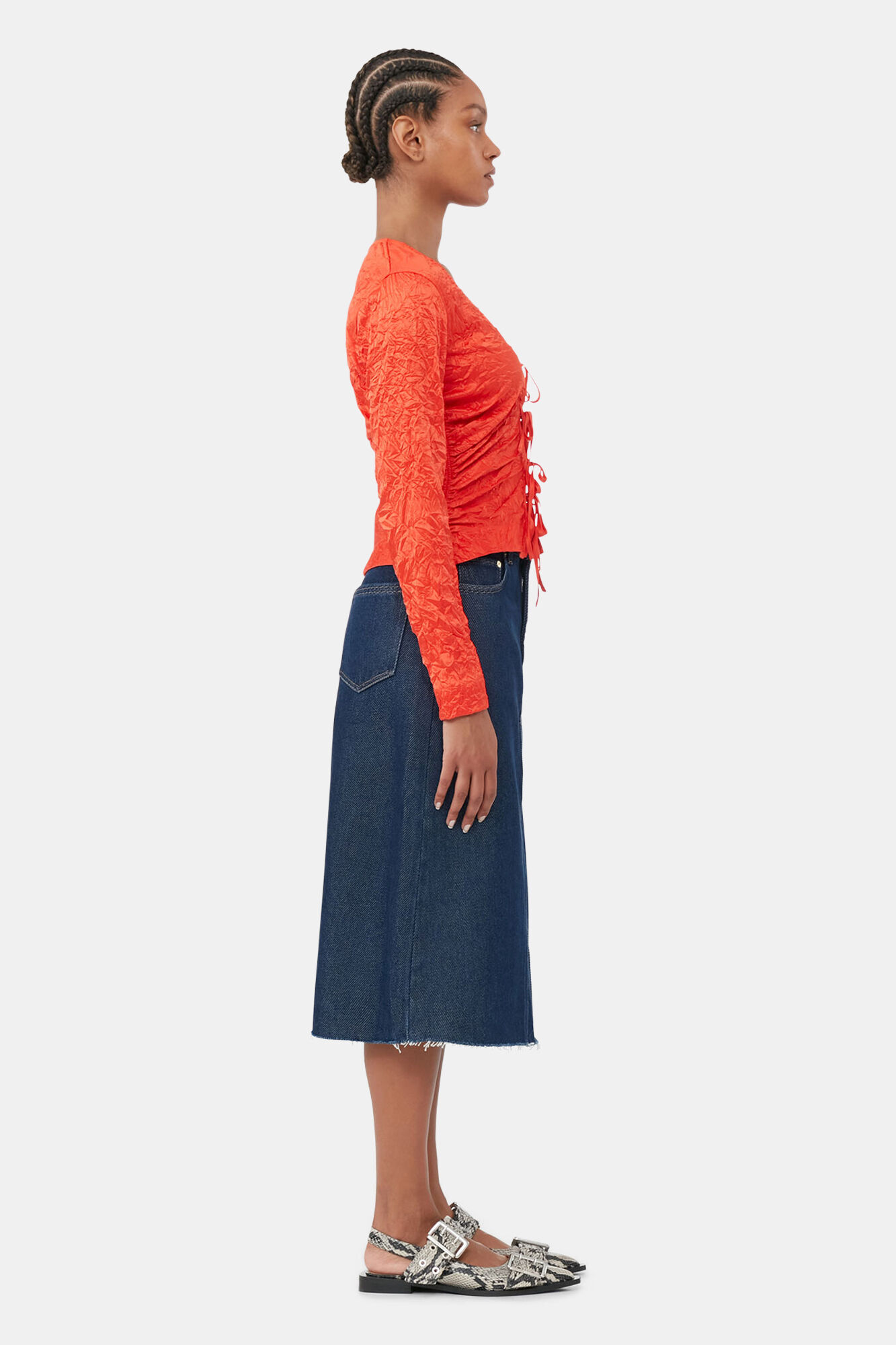 Midikjol i kraftig denim, Cotton, in colour Rinse - 2 - GANNI