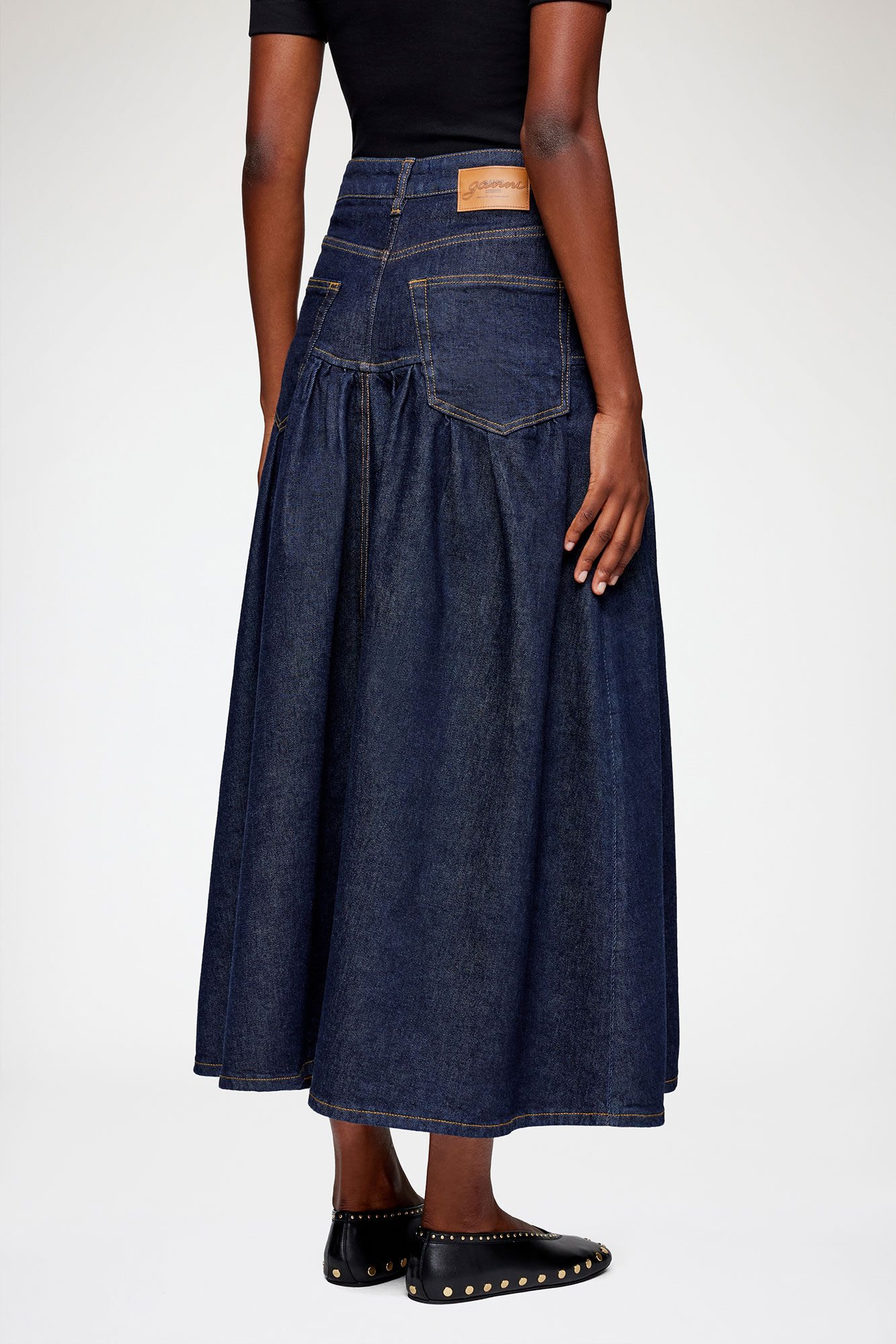 Skirt in Stretch Denim, Organic Cotton, in colour Rinse - 3 - GANNI