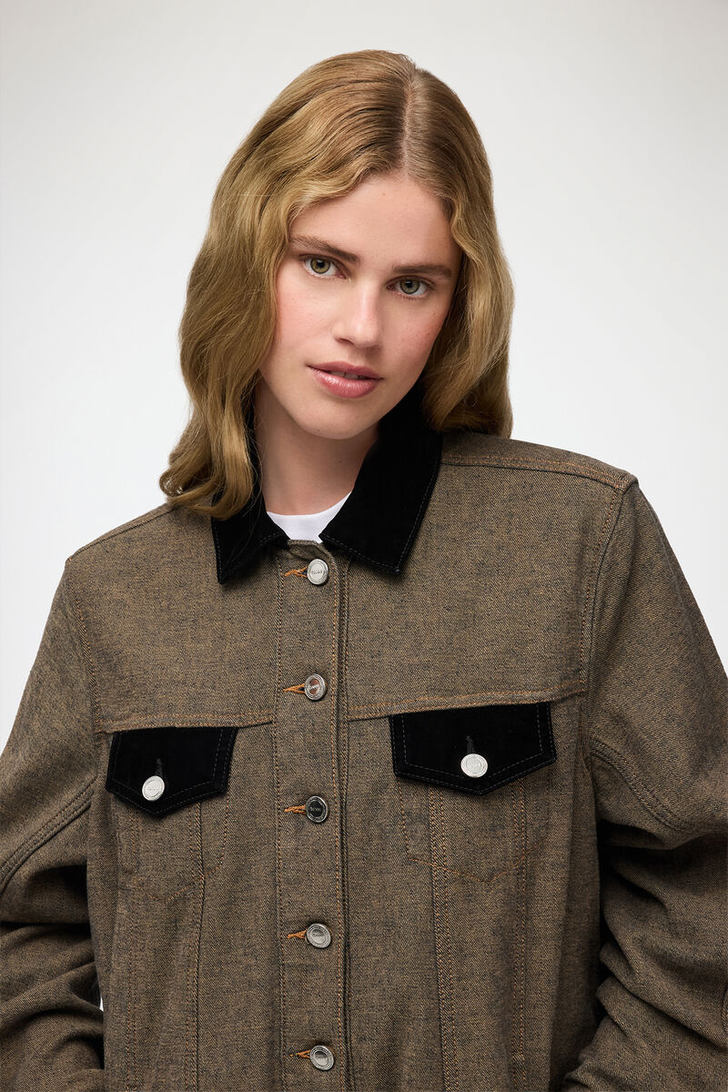 Overshirt aus genopptem Denim, Cotton, in colour Chicory Coffee - 2 - GANNI