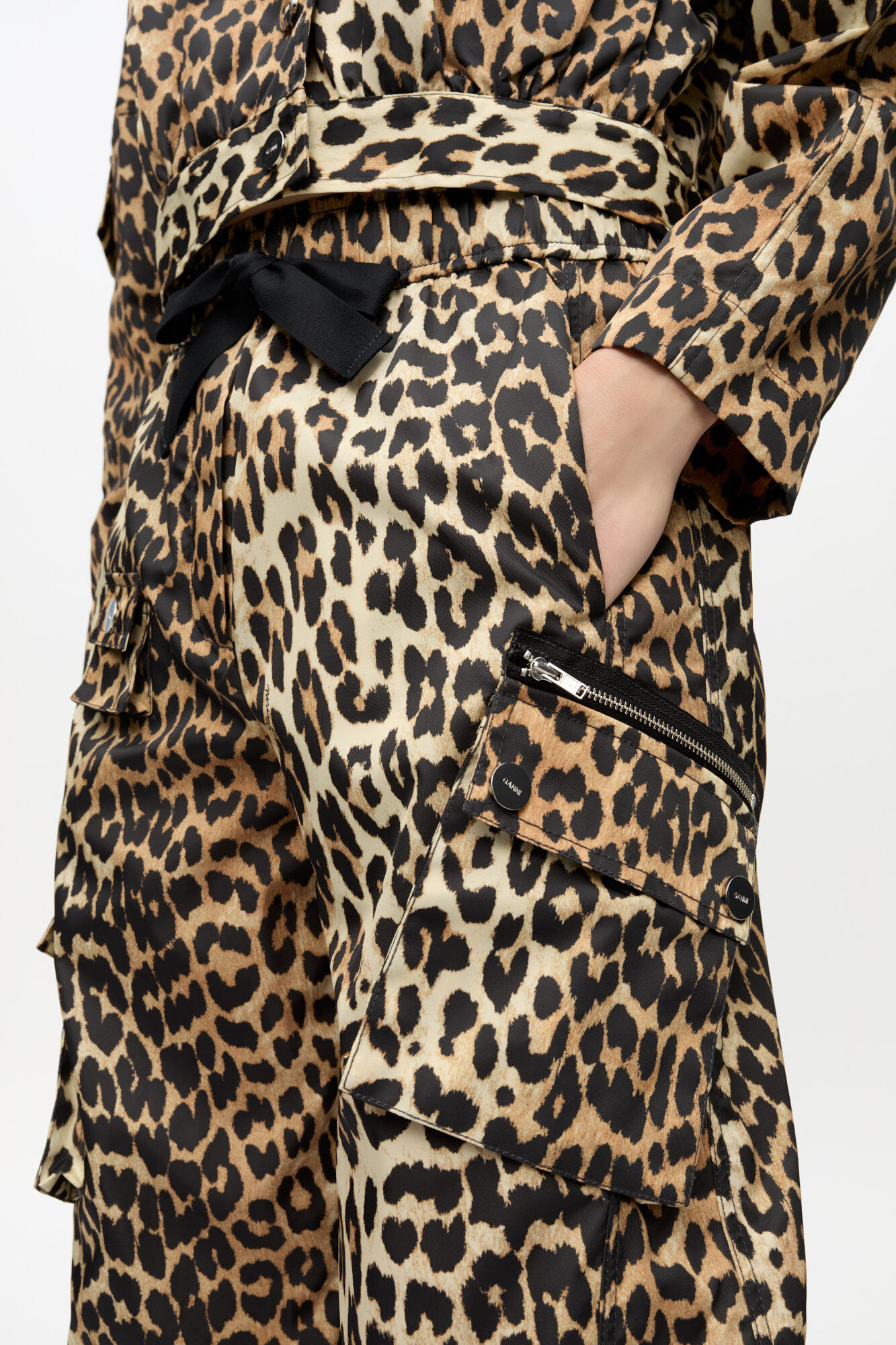 Leopard Duchesse Nylon Cargo Pants, Recycled Nylon, in colour Leopard - 4 - GANNI