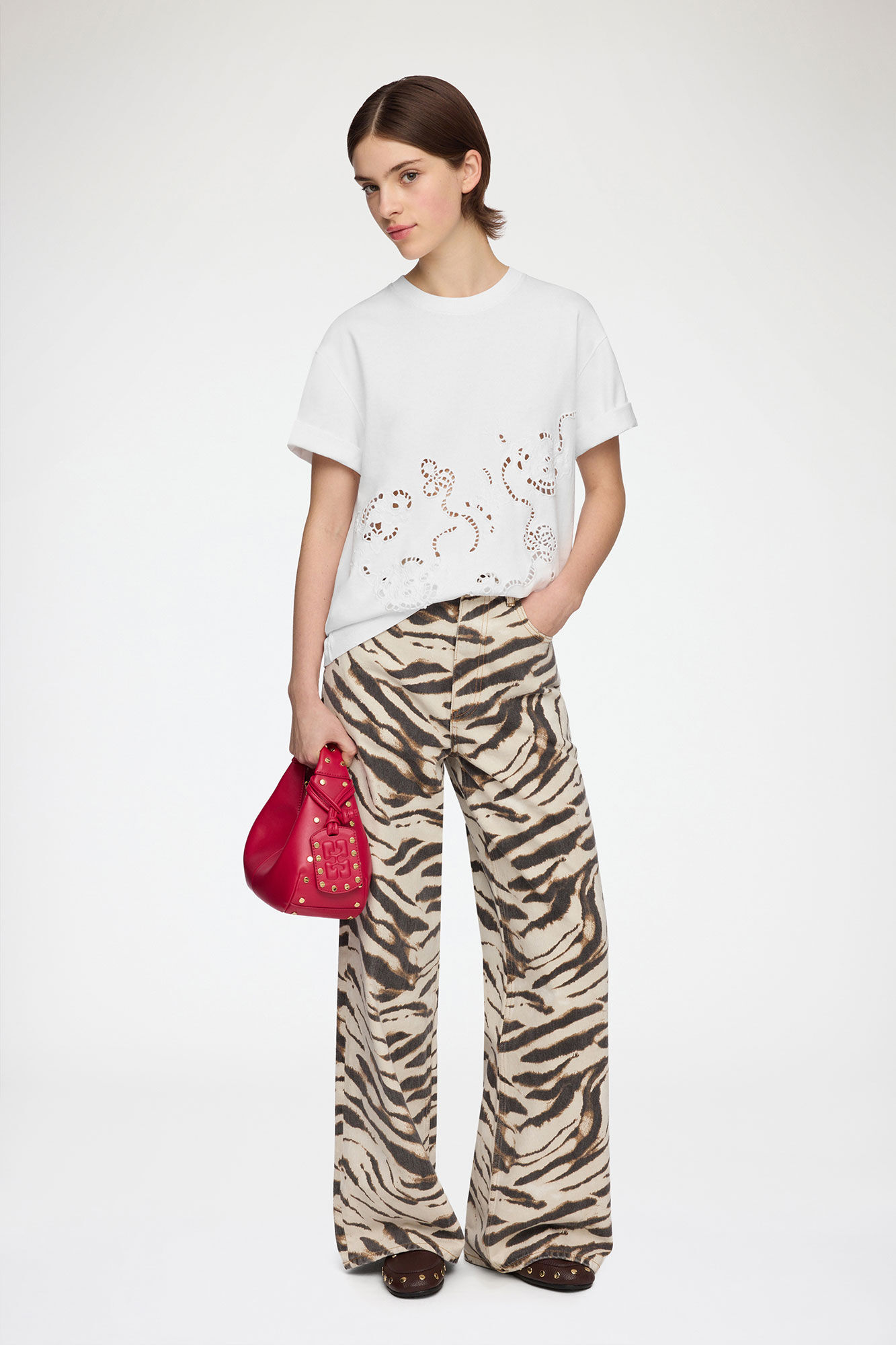 T-shirt in White Broderie Anglaise, Organic Cotton, in colour Bright White - 2 - GANNI