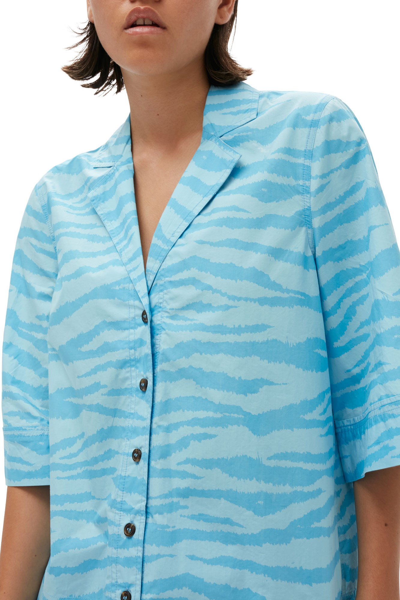 Mönstrad skjorta i bomull, Cotton, in colour Ethereal Blue - 4 - GANNI