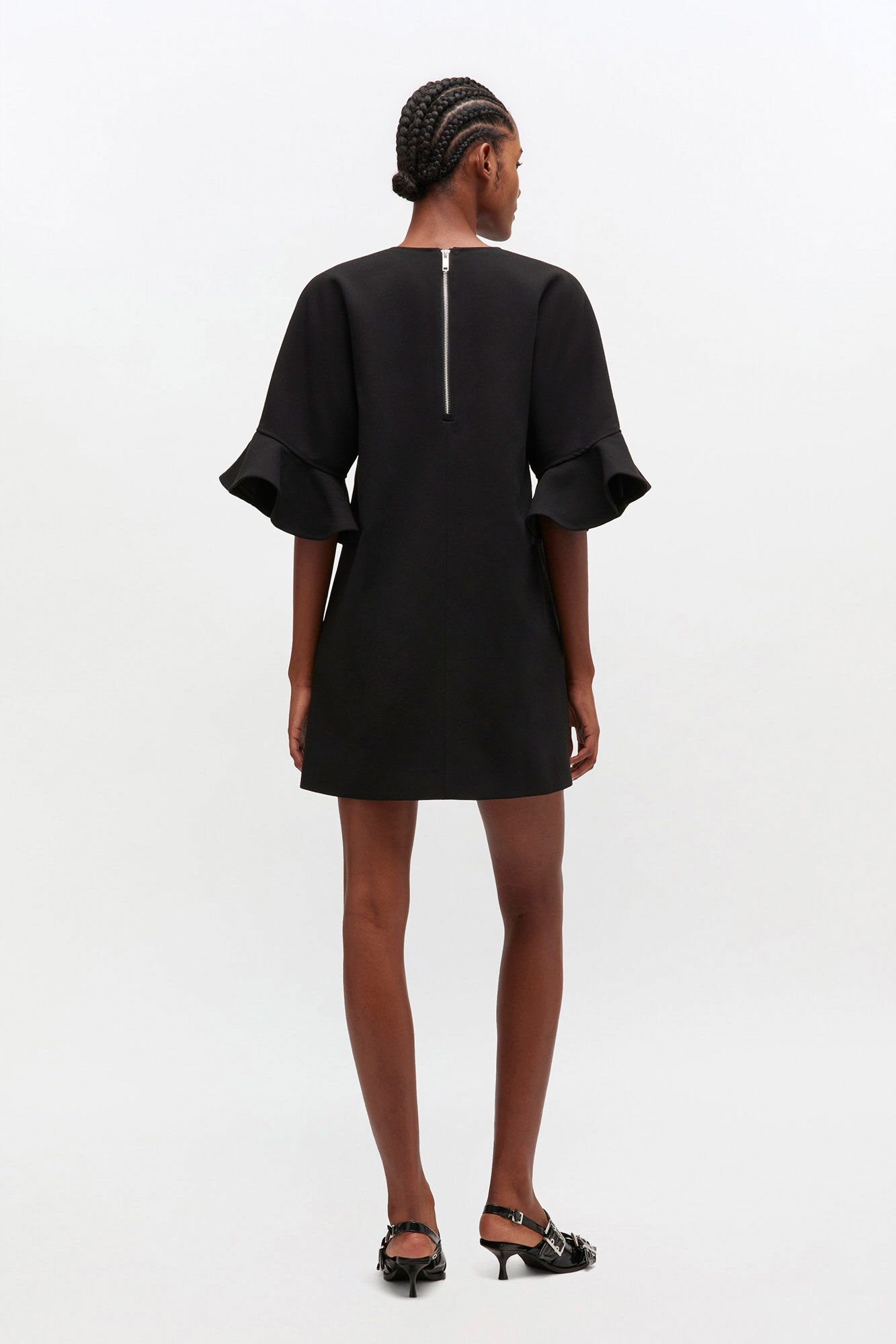 Robe courte à volants noire, in colour Jet Black - 2 - GANNI