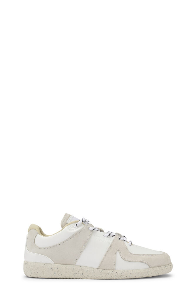 VEGEA™ Retro Sneaker, Egret