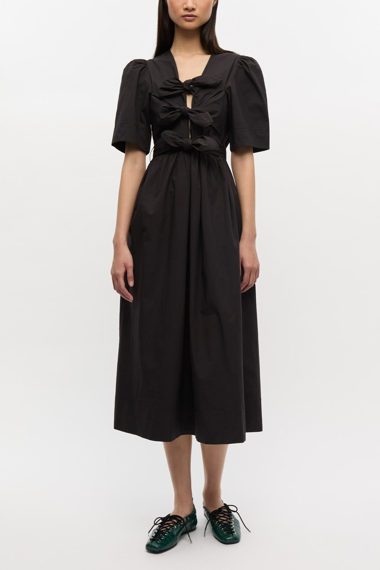 Ballerines &agrave; lacets vertes gaufr&eacute;es croco, Recycled Leather, in colour Pineneedle - 3 - GANNI