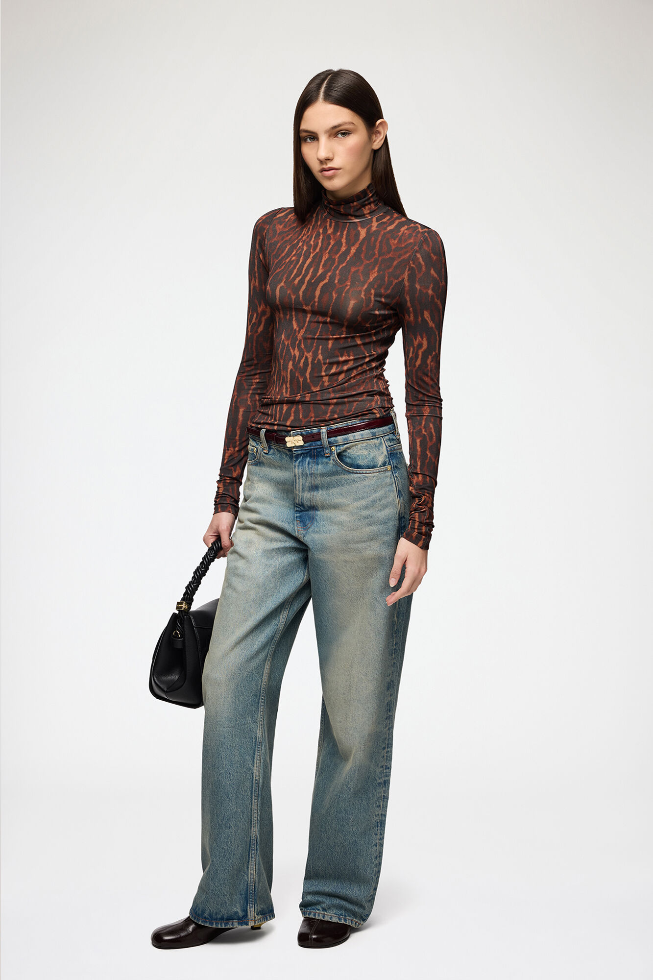 Turtleneck in Printed Jersey, Viscose, in colour Rawhide - 2 - GANNI