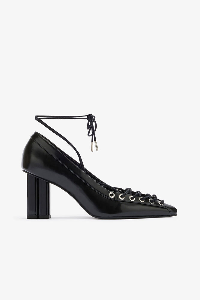 Lace Up Butterfly High Pump in Black, Black