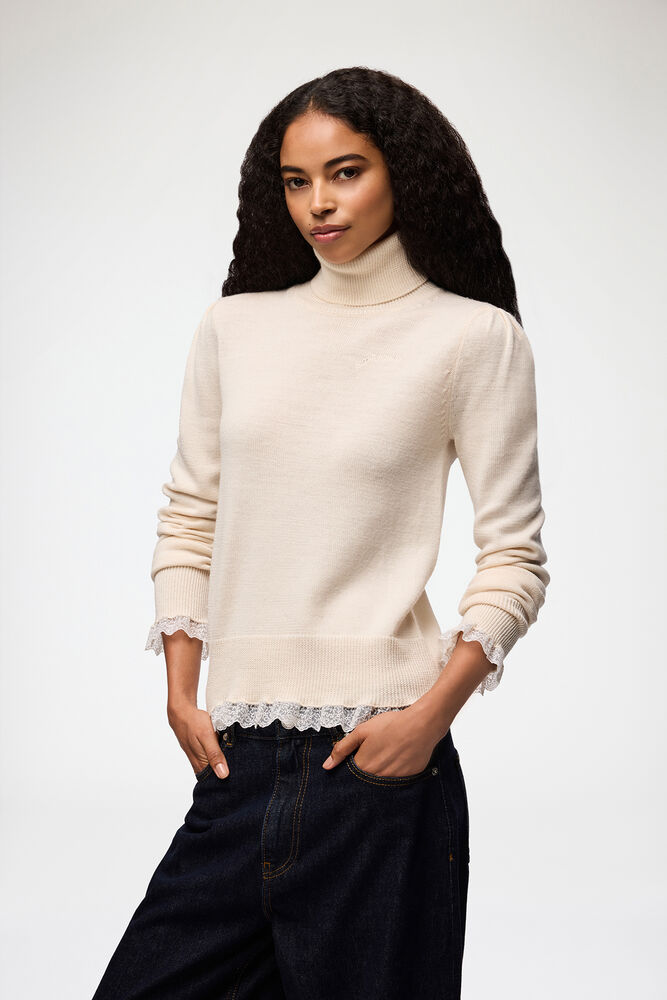 Turtleneck in Lace Merino, Egret