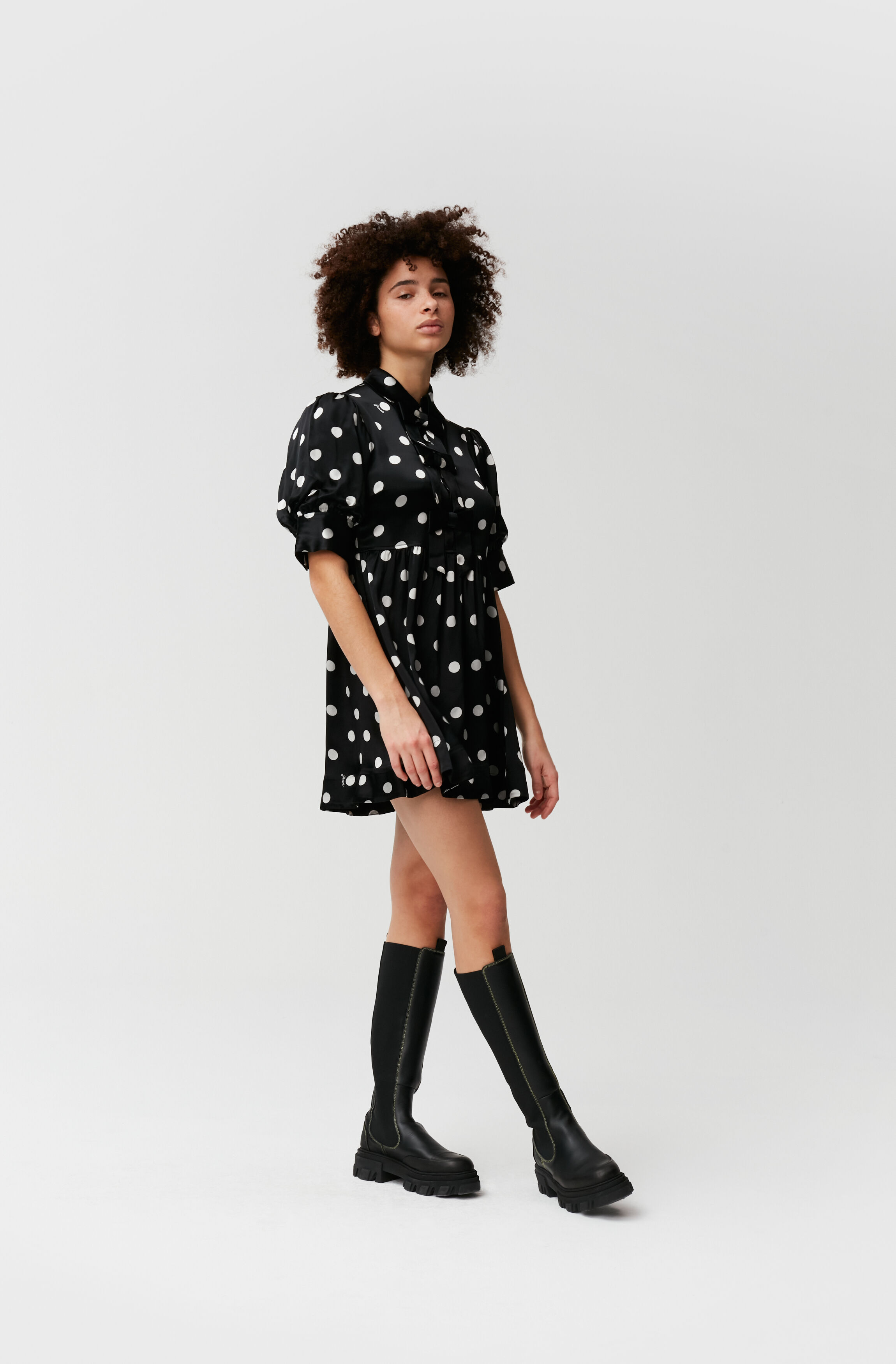 Black Printed Satin Printed Satin Puff 